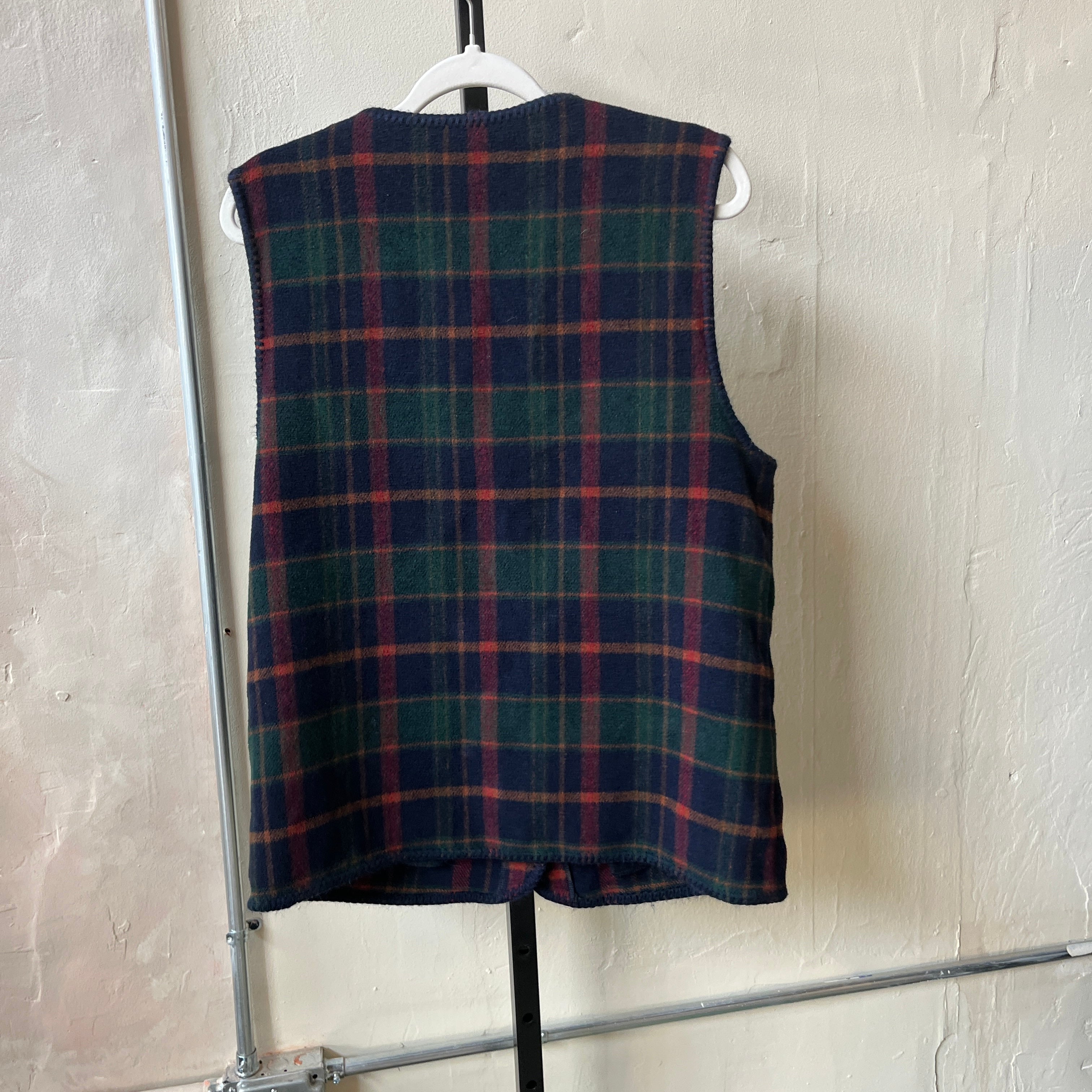 Plaid Vest (M)