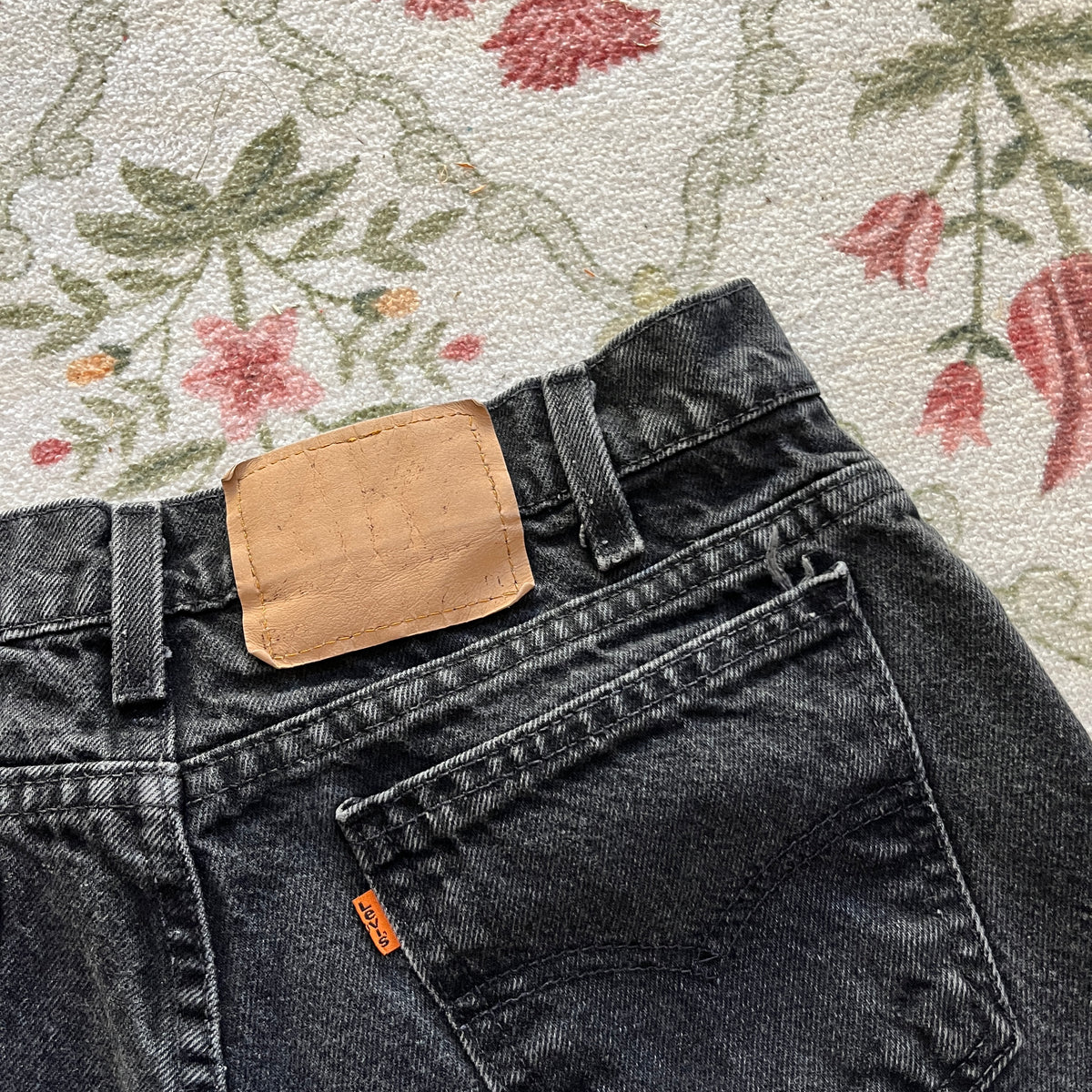 Black Vintage Levi’s (29” waist)