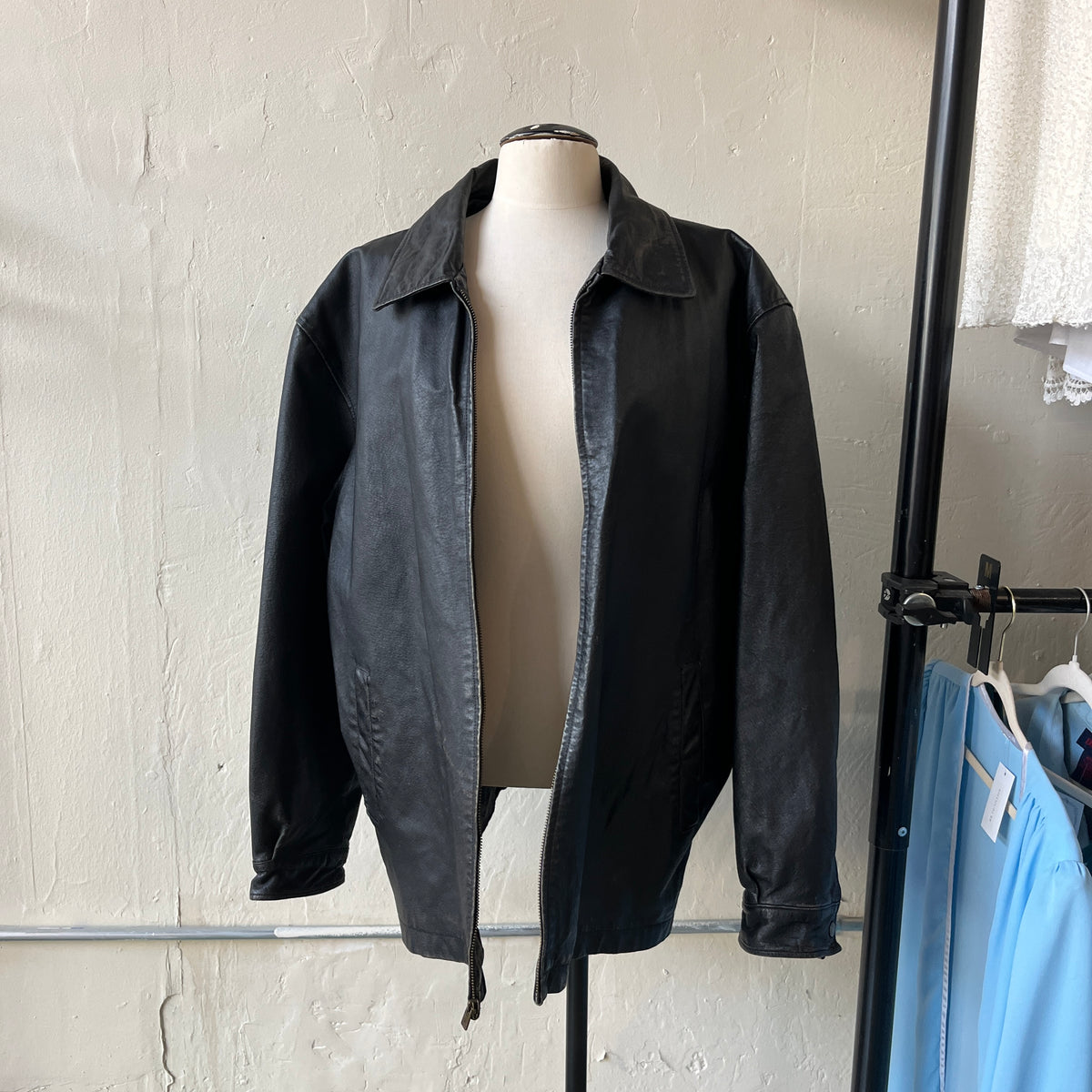 Men’s Leather Jacket (XL)