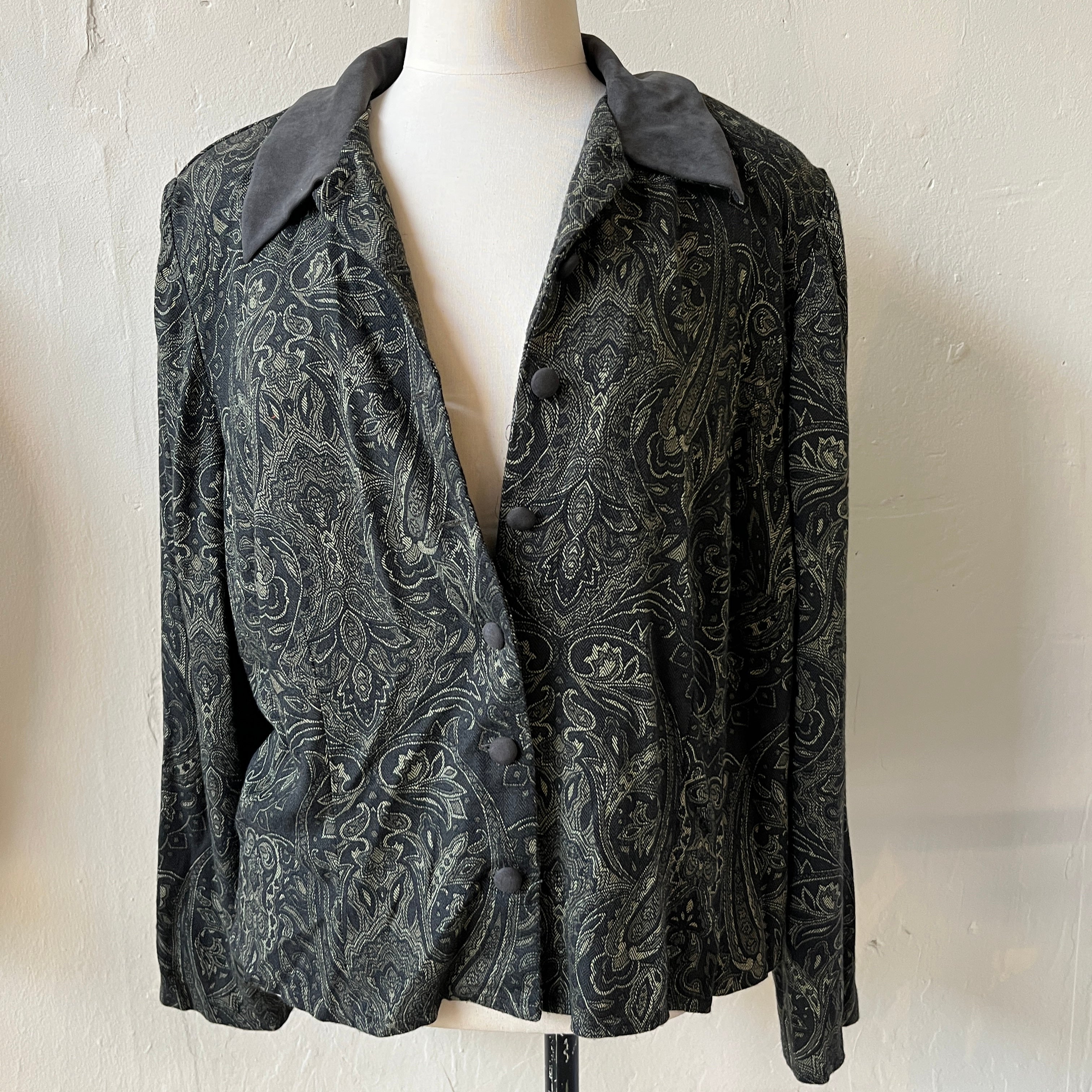 Tapestry Blazer (L)