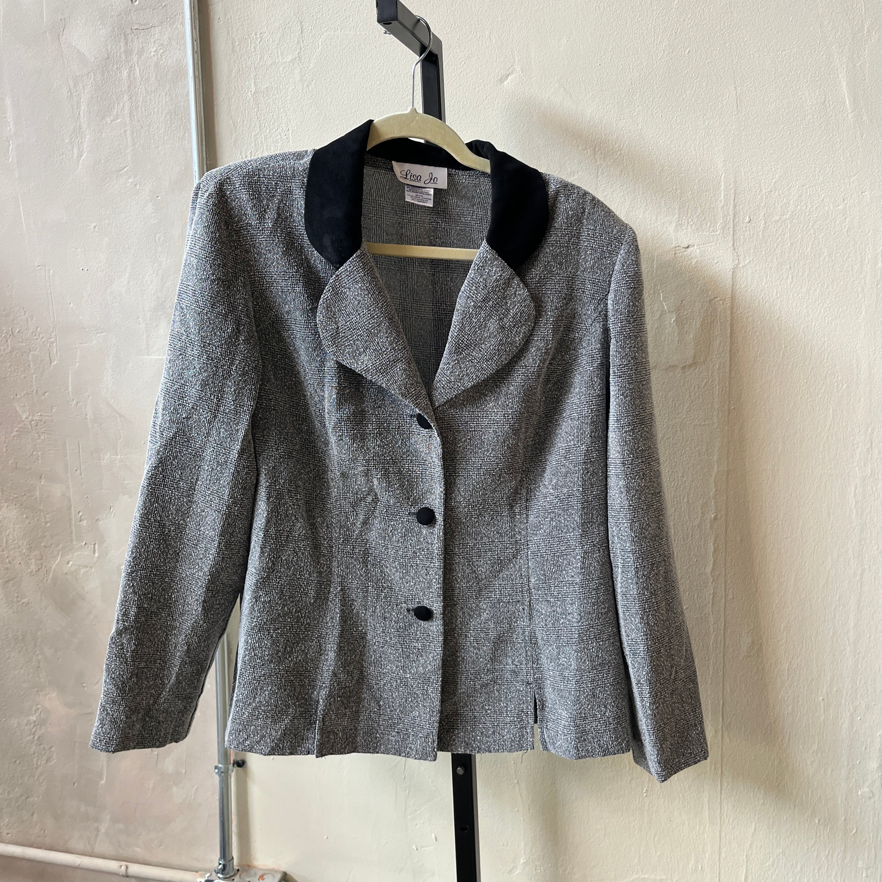 Gray Blazer (15/16)
