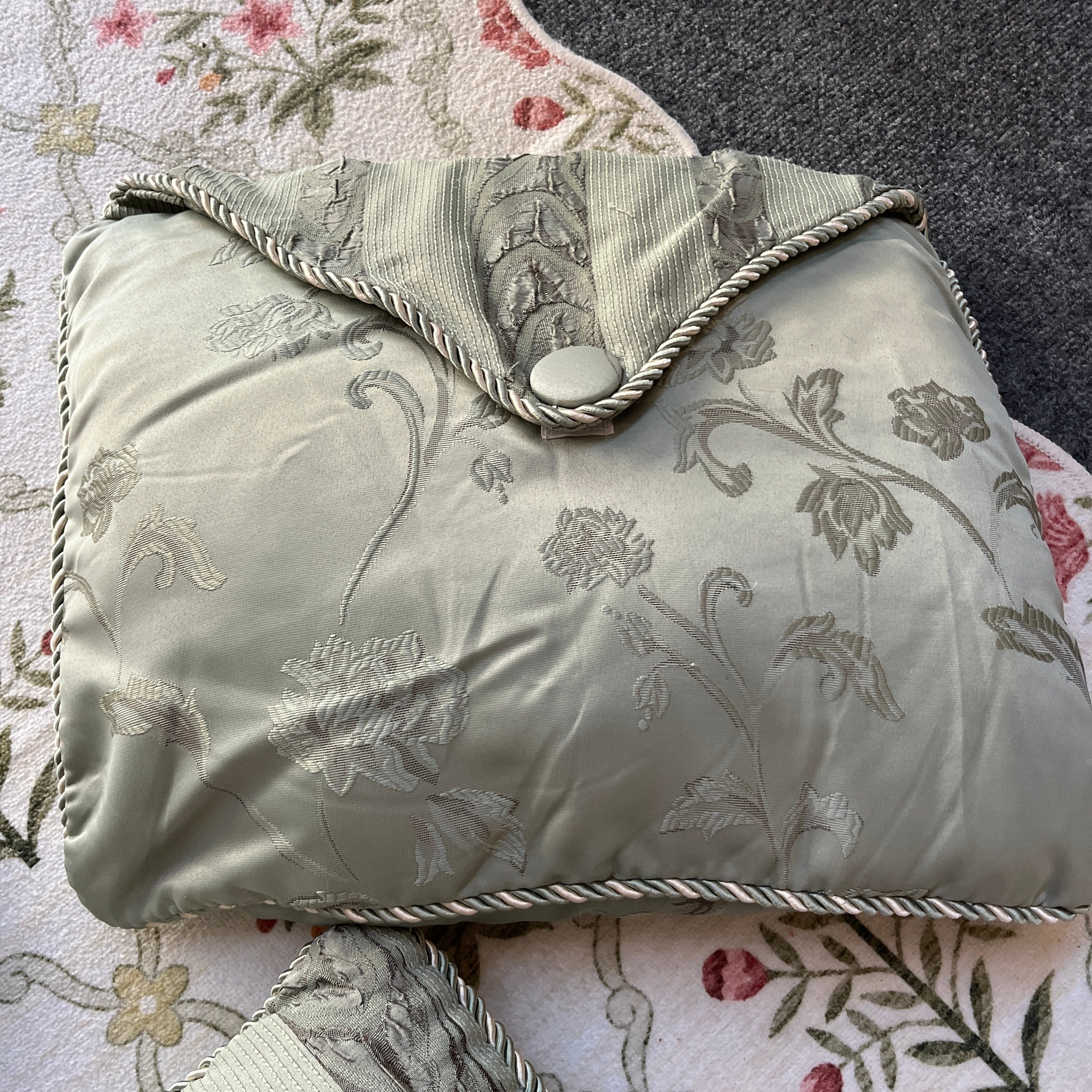 Green Pillow Bundle