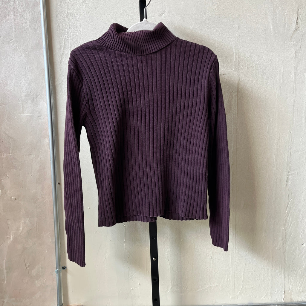 Purple Turtleneck (M)