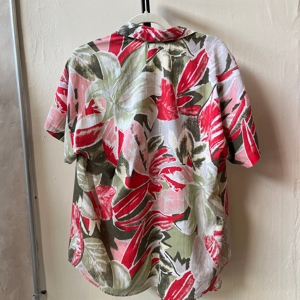 Button Up (M)