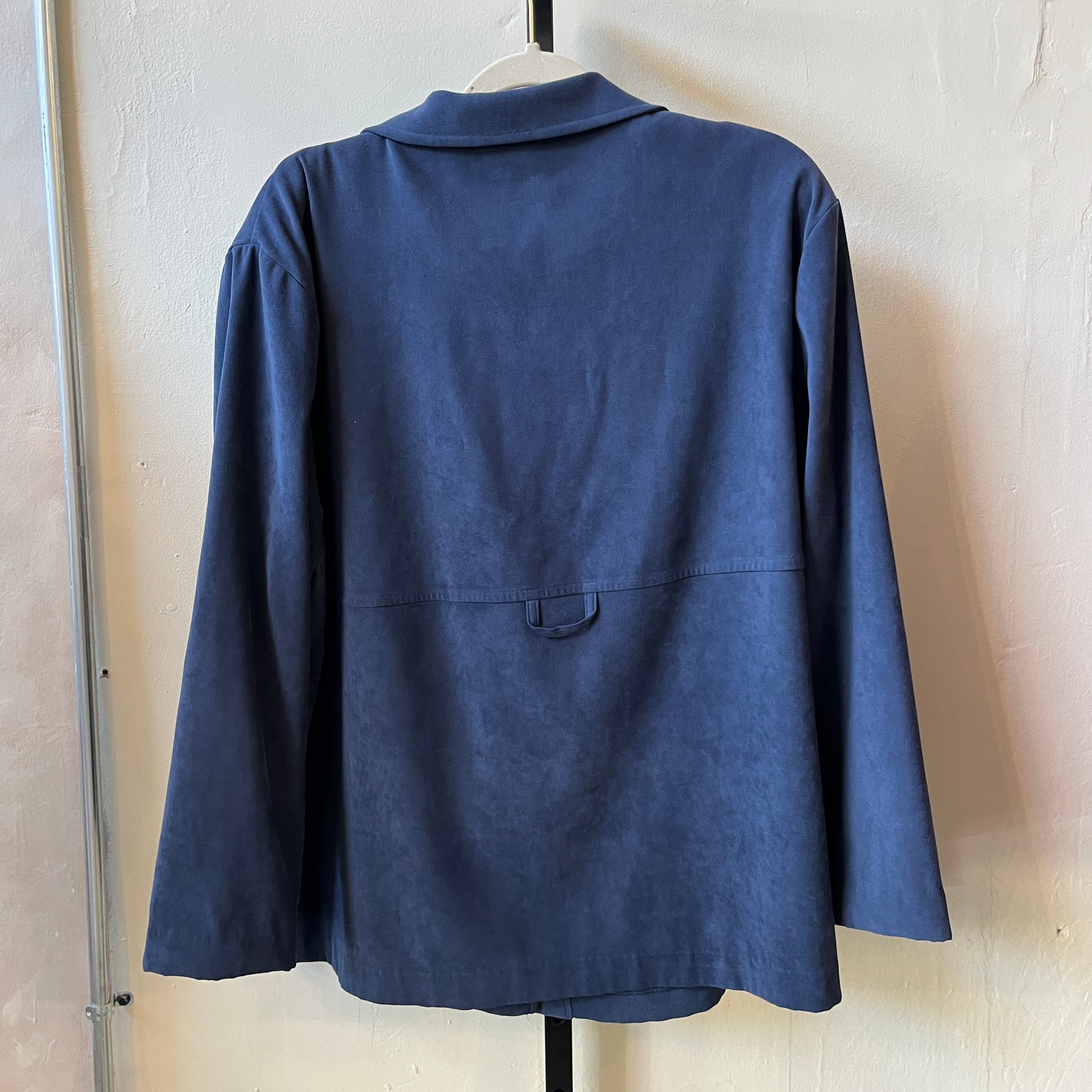 Blue Button Up (2X)