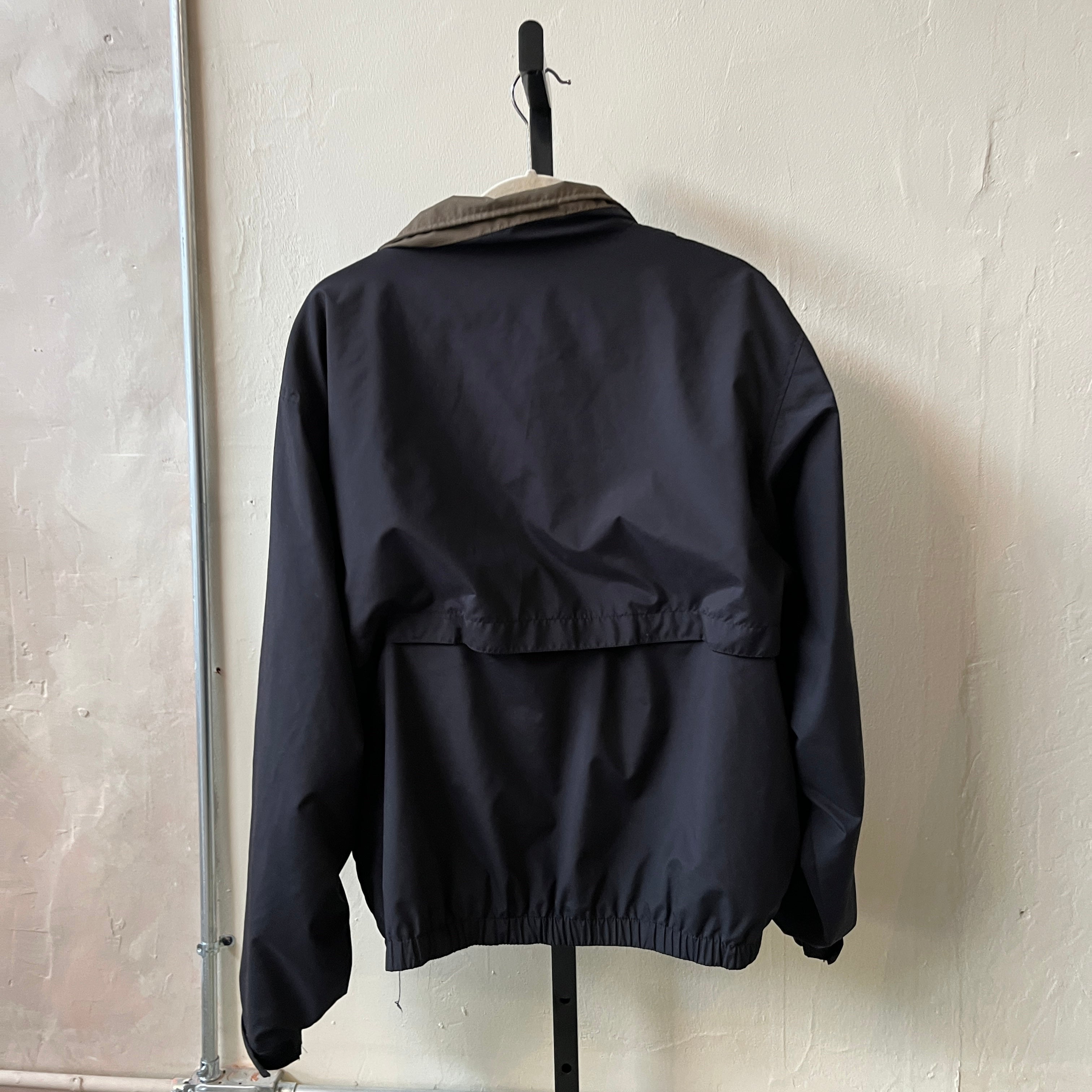 Black Windbreaker (M)