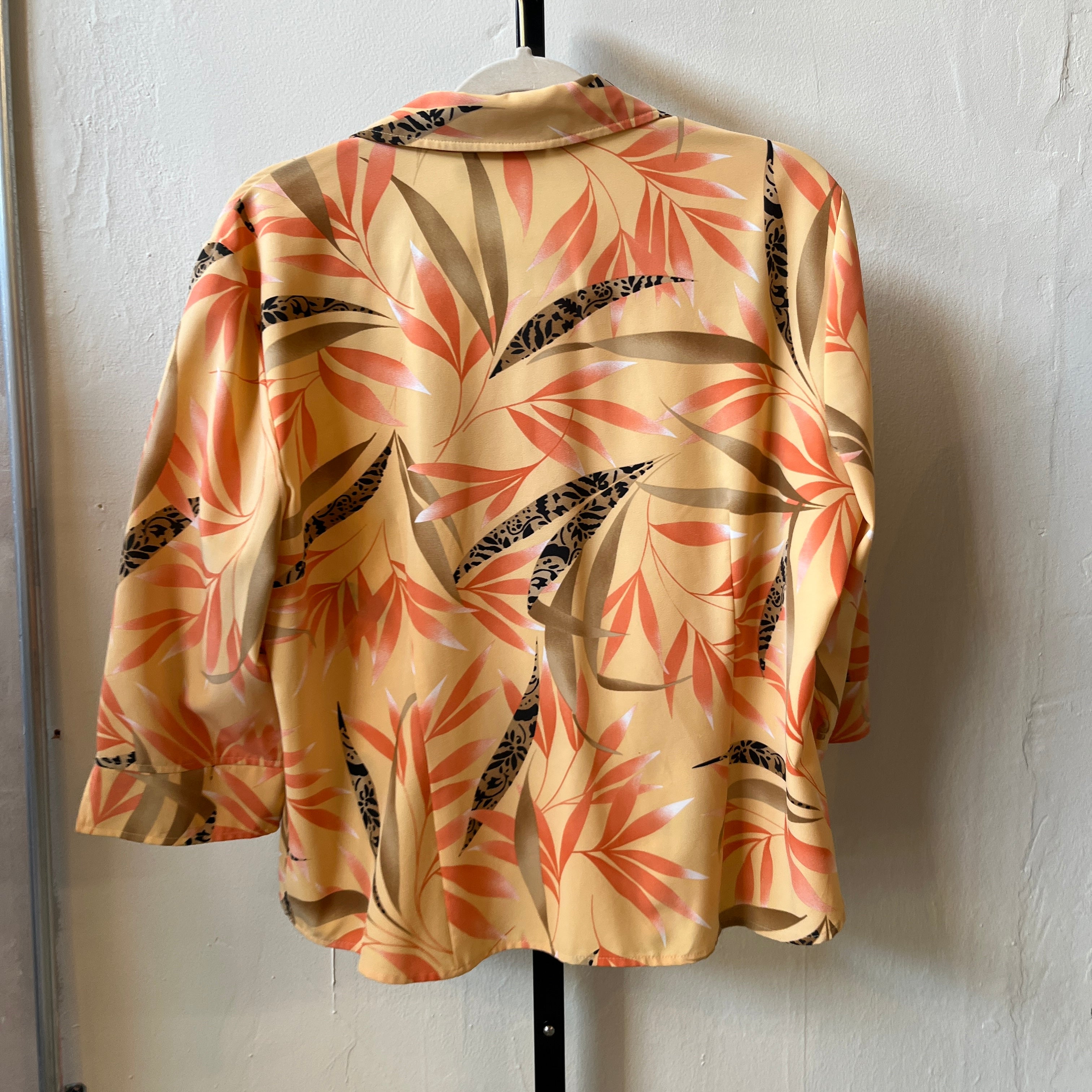 Tropical Button Up (16)