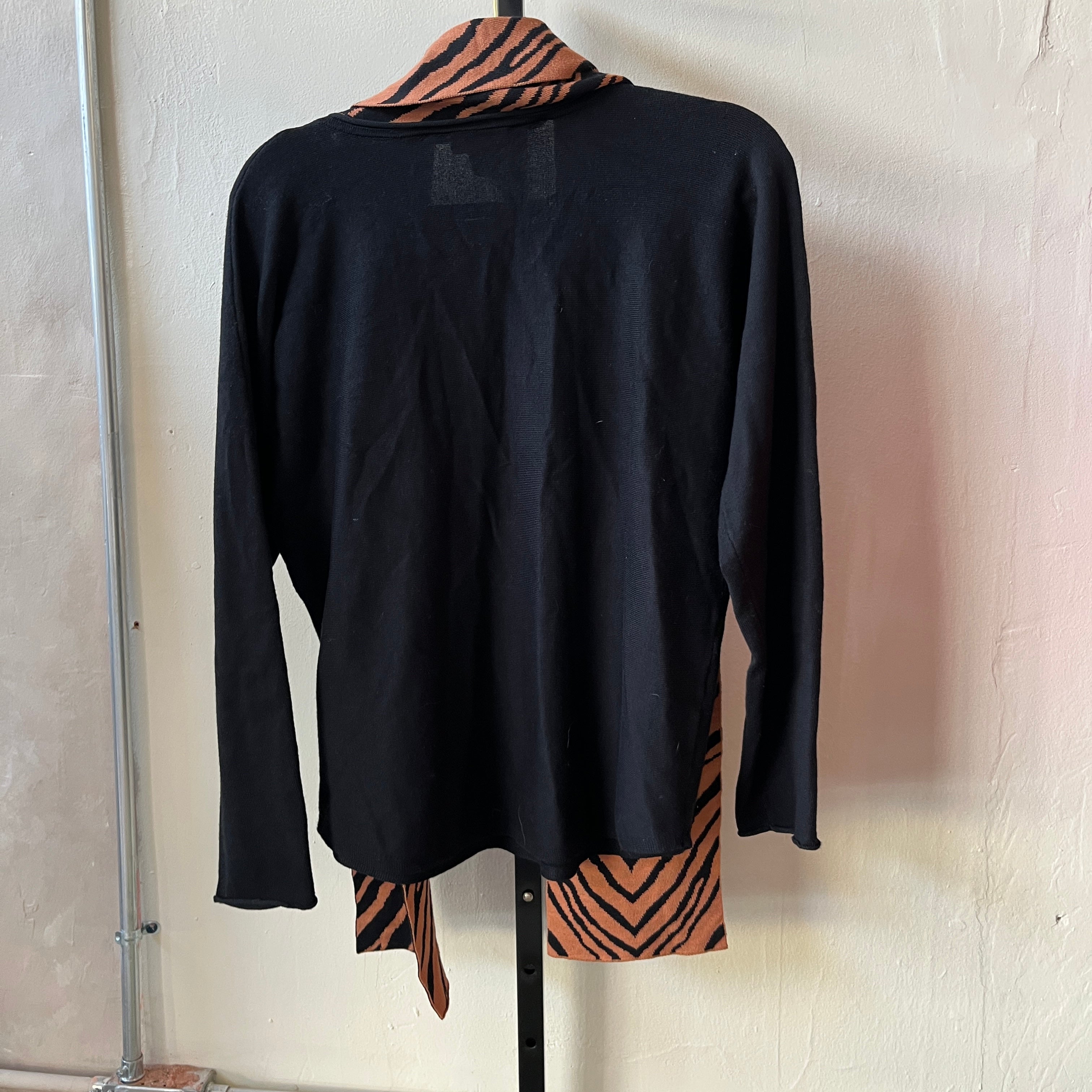 Sweater & Scarf (L)
