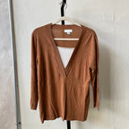 V-neck Shirt (M)