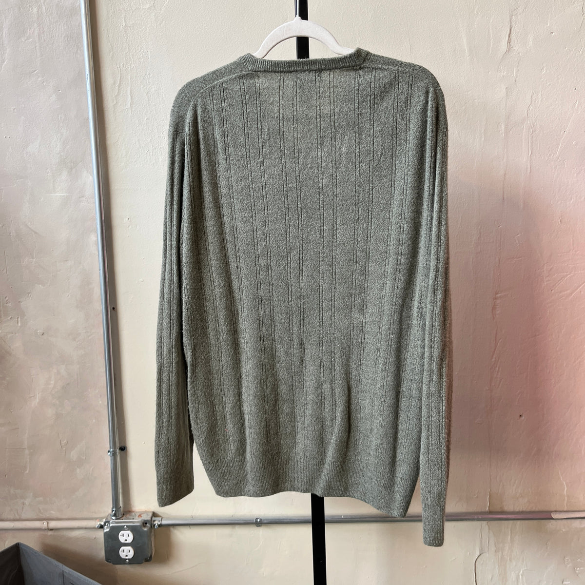 Green Men’s Sweater (L)
