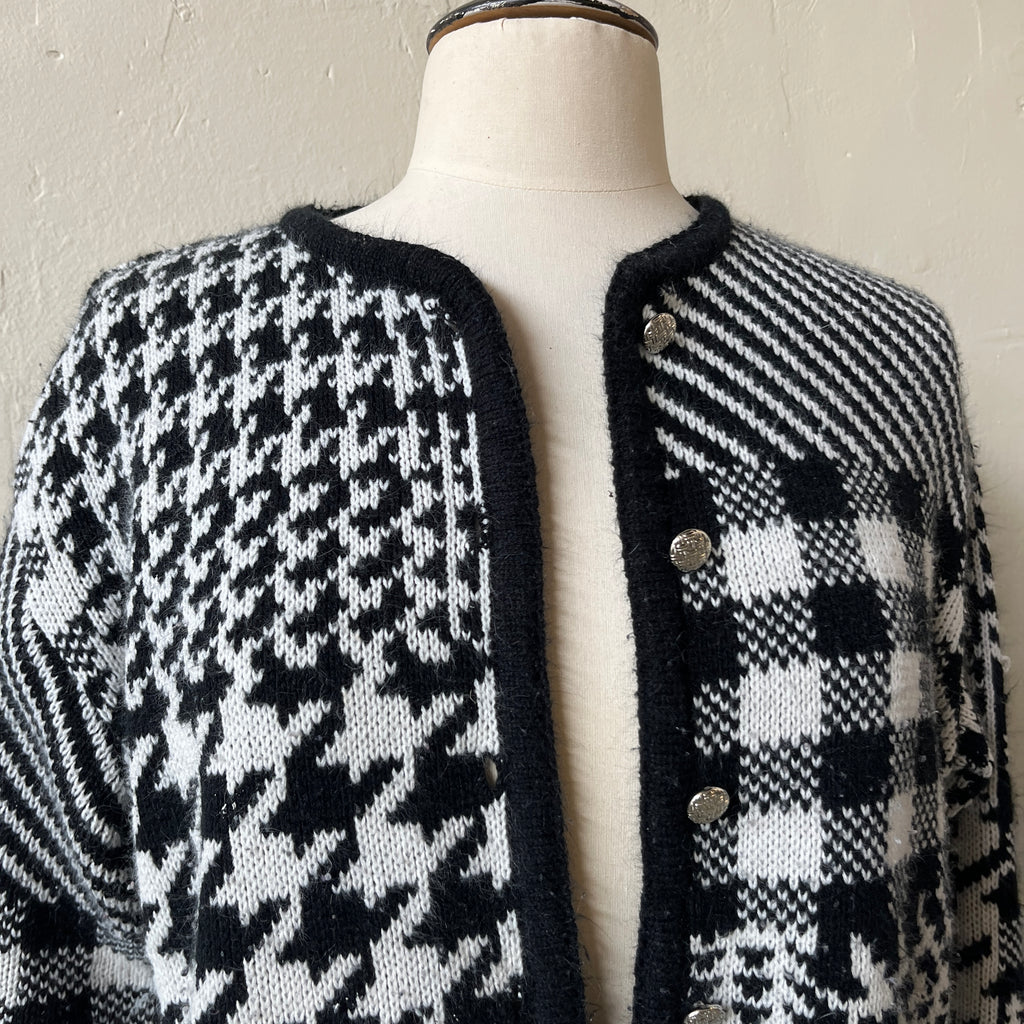 Black & White Cardigan (M)