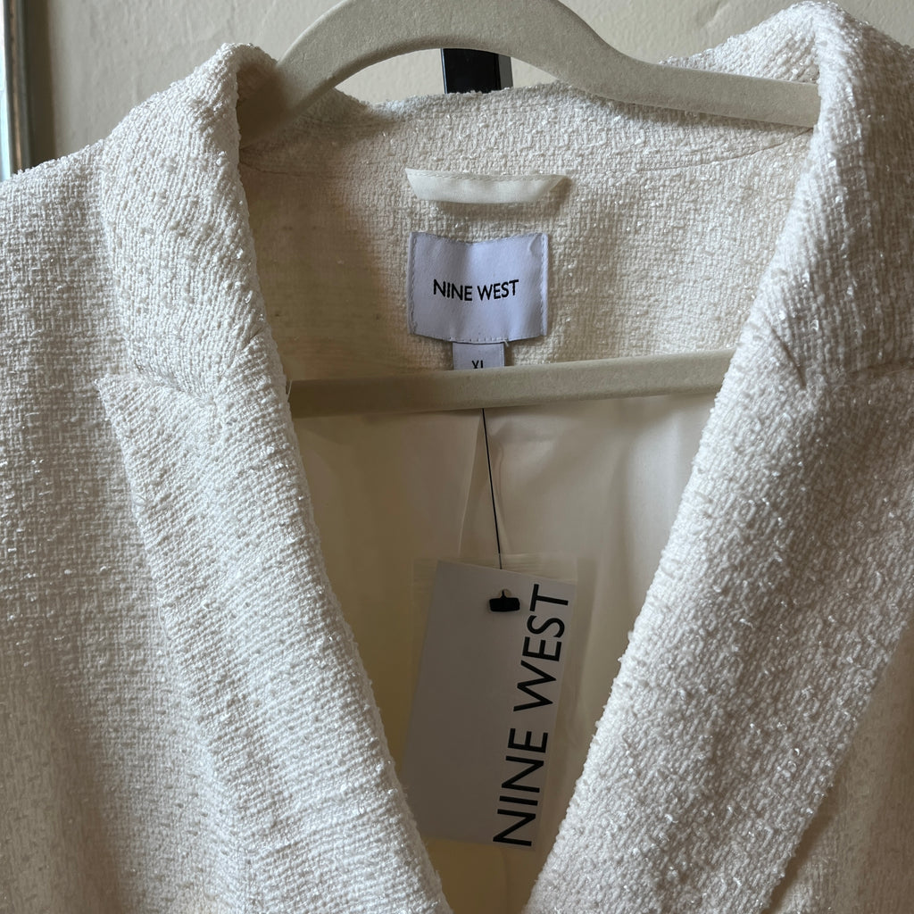 NWT Blazer (XL)
