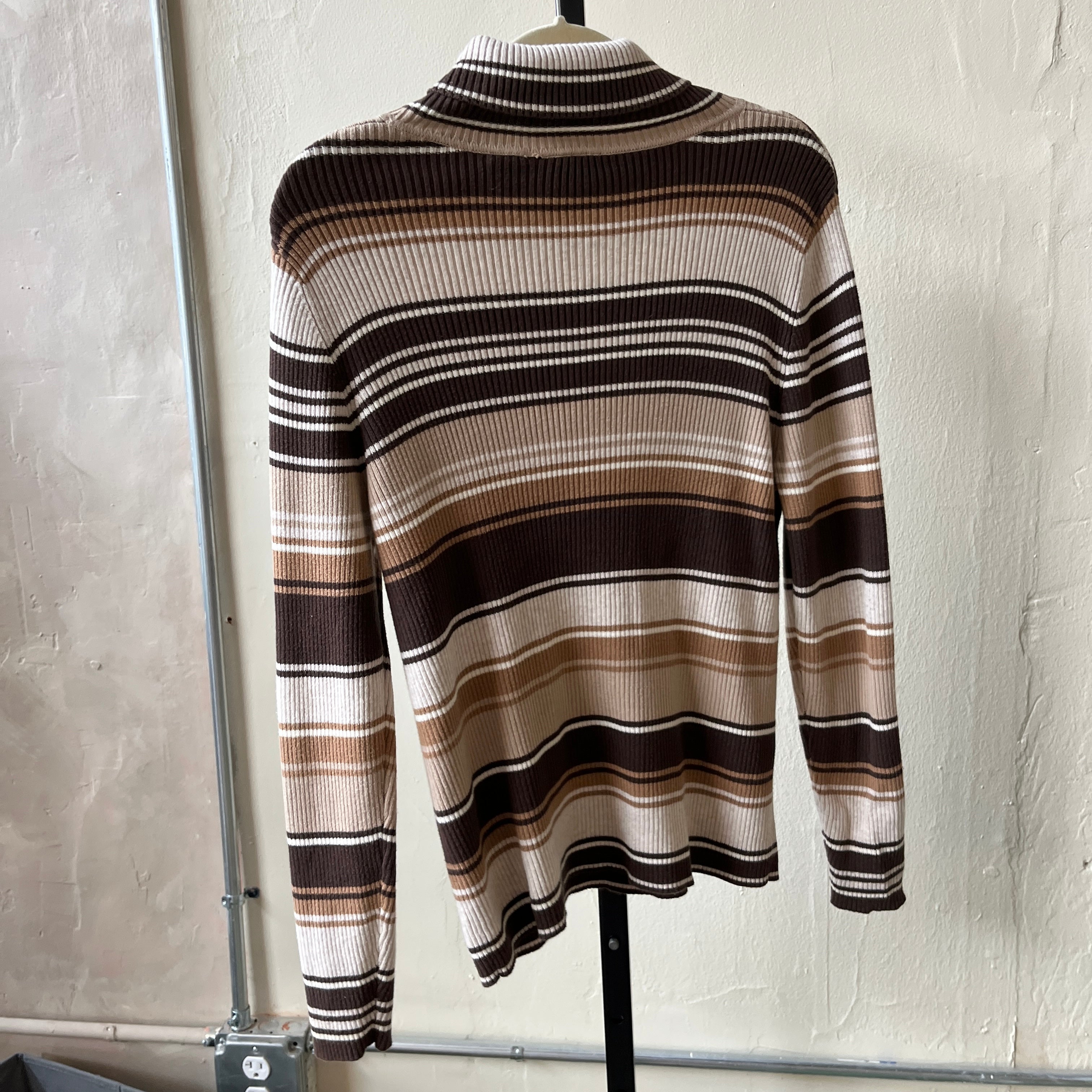 Brown Turtleneck (L)