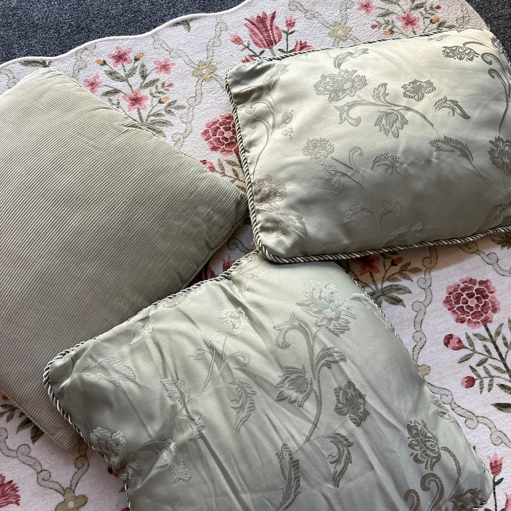 Green Pillow Bundle