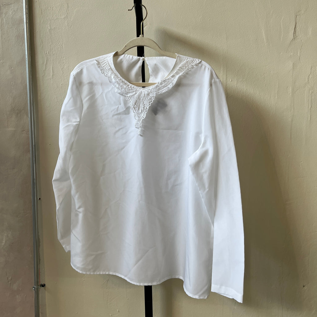 White Blouse (15/16)