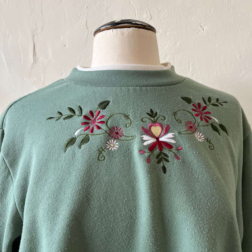 Floral Sweatshirt (XL)