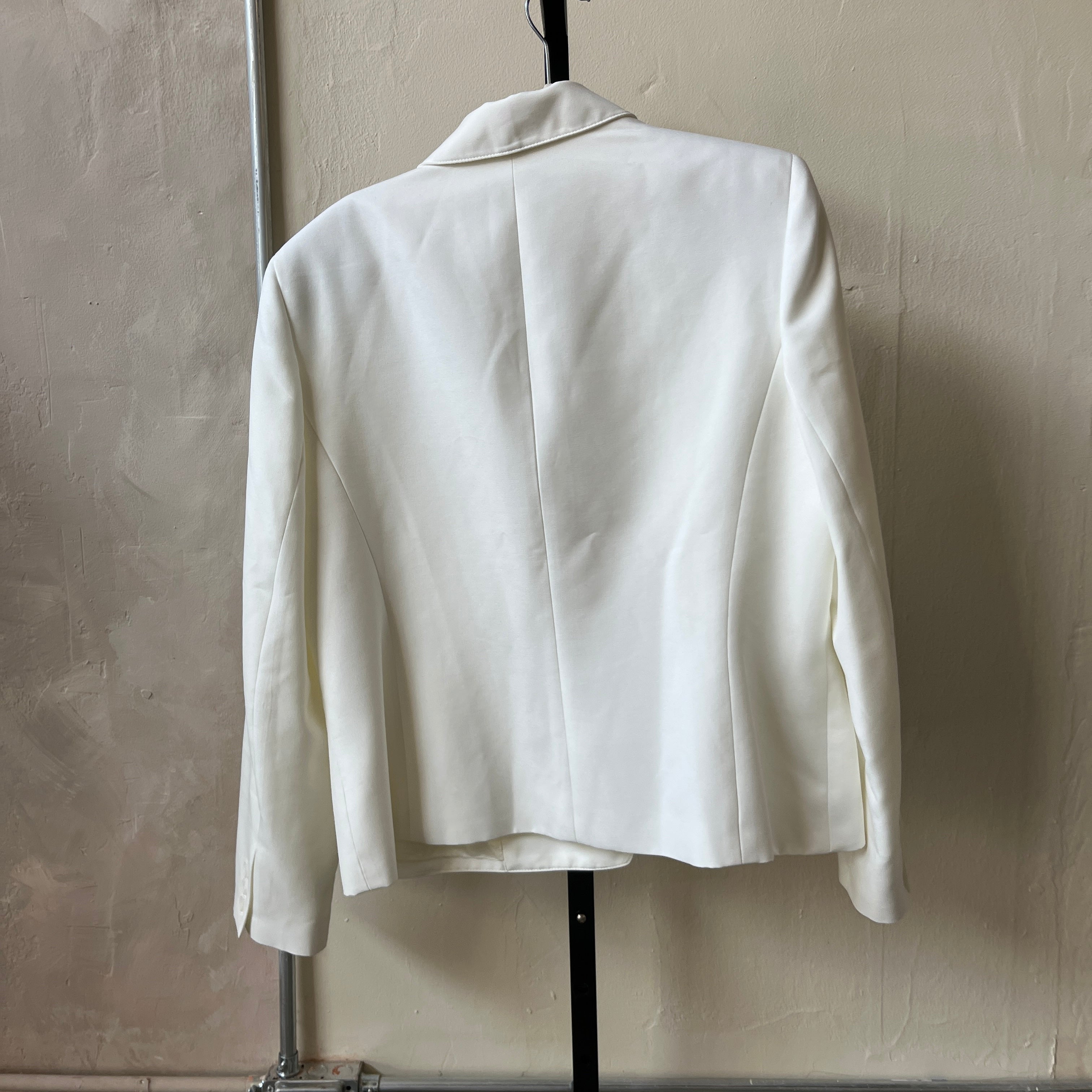 White Blazer (16)