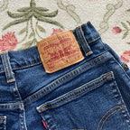 Levi’s 550 Shorts (26” waist)