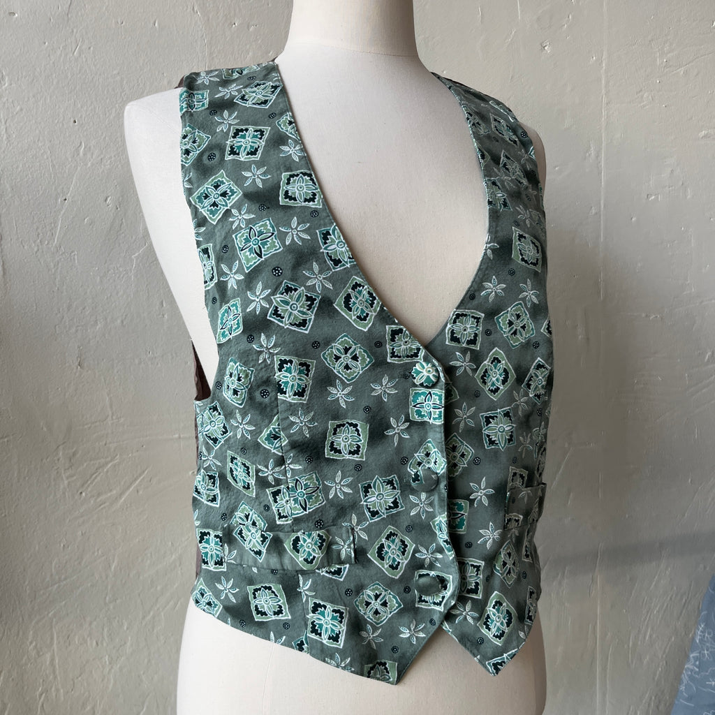 Green Vest (12)
