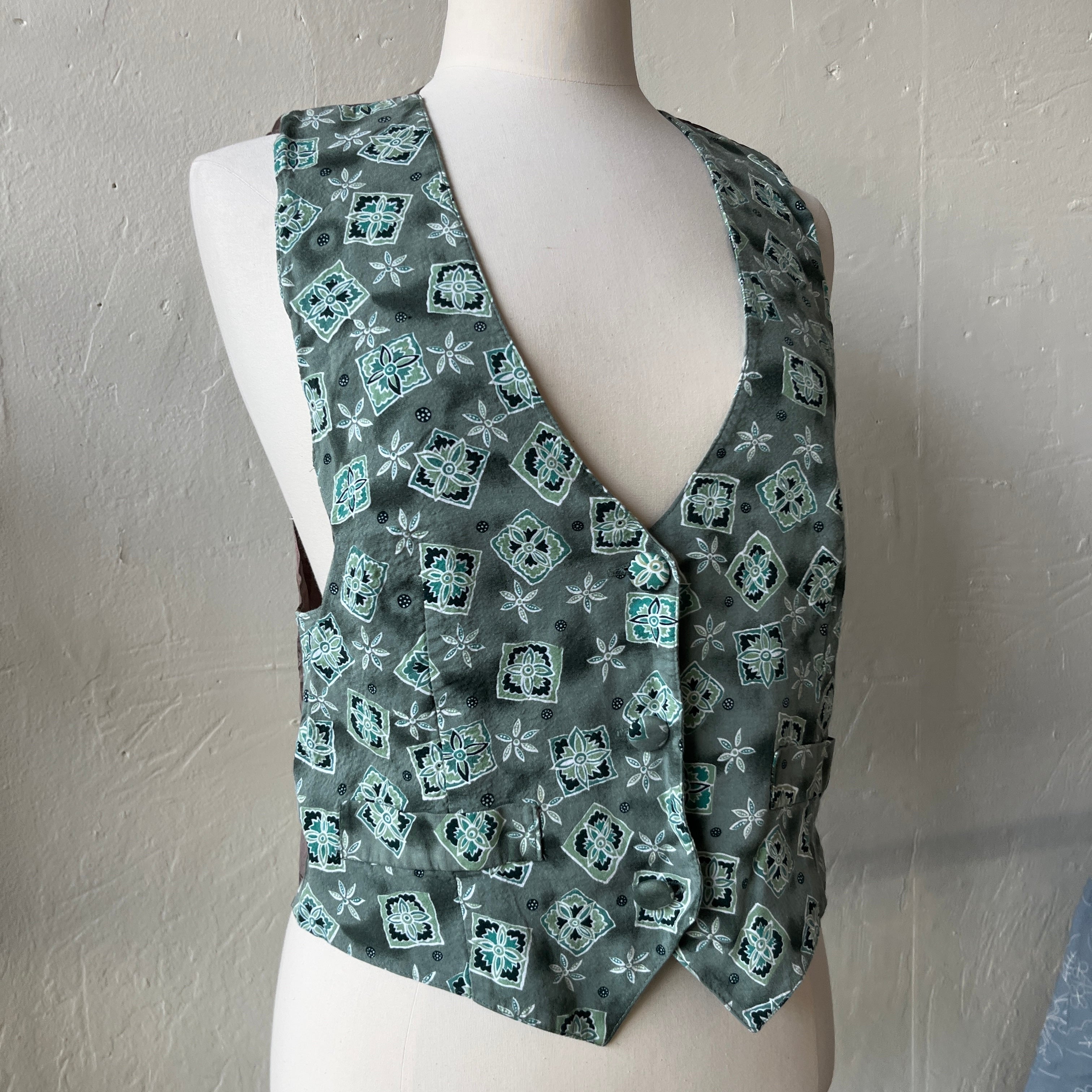 Green Vest (12)