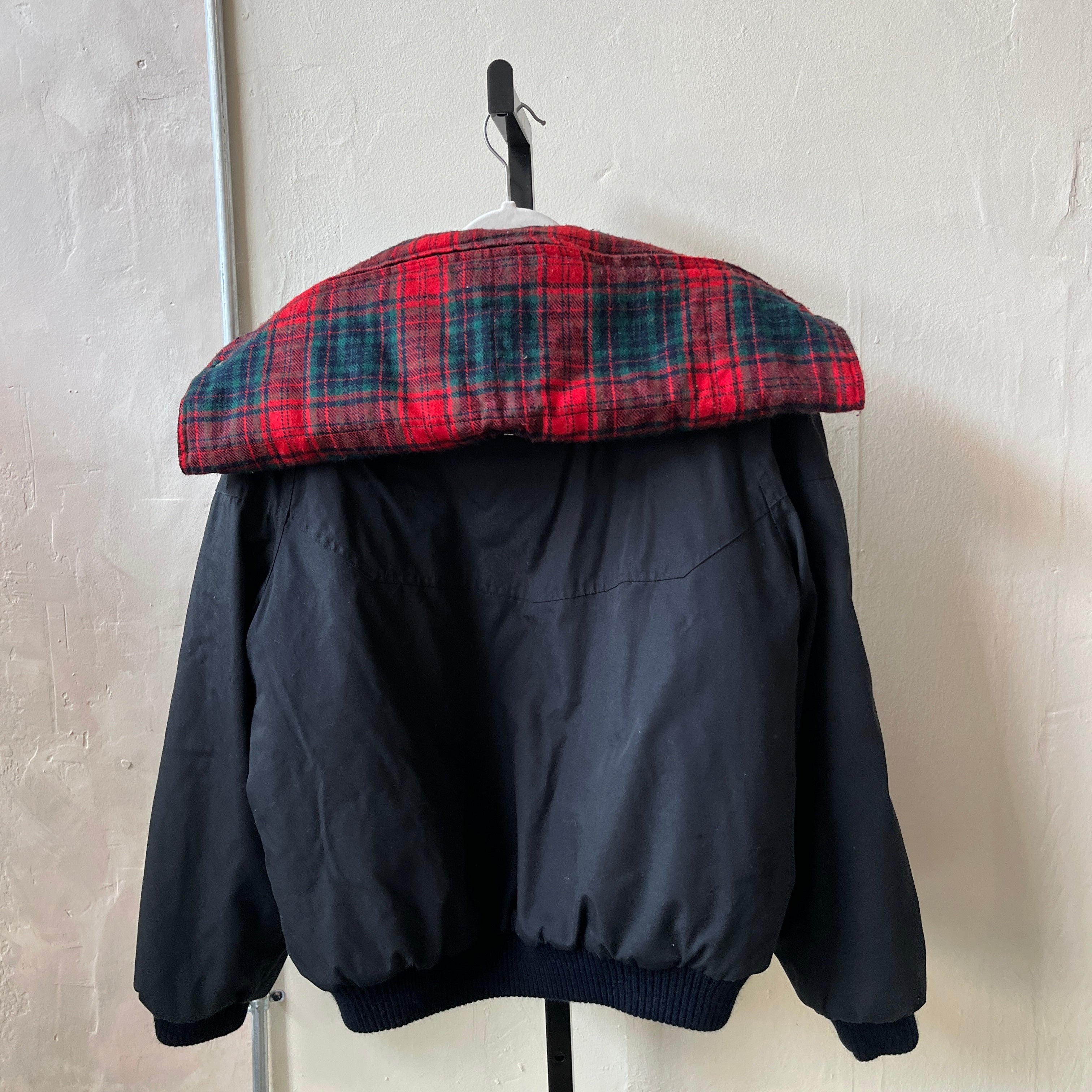 Windbreaker Jacket (M)