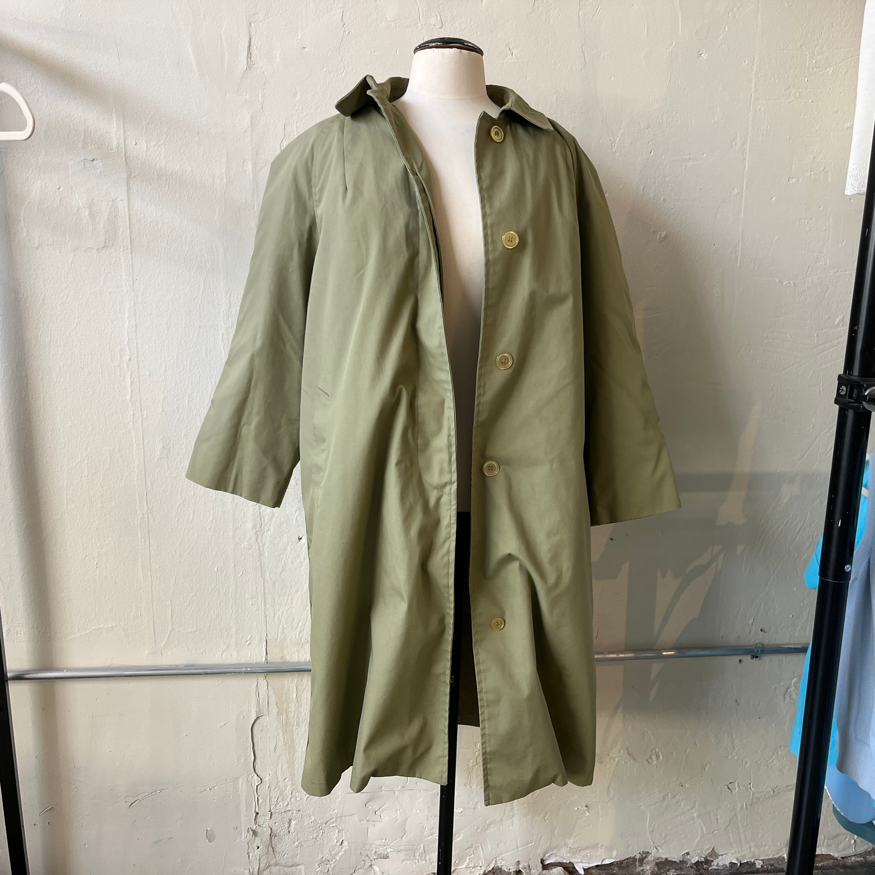 Trench Coat (L)