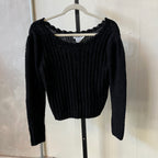 Black Sweater (M)