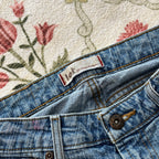Low Rise Jeans (1)