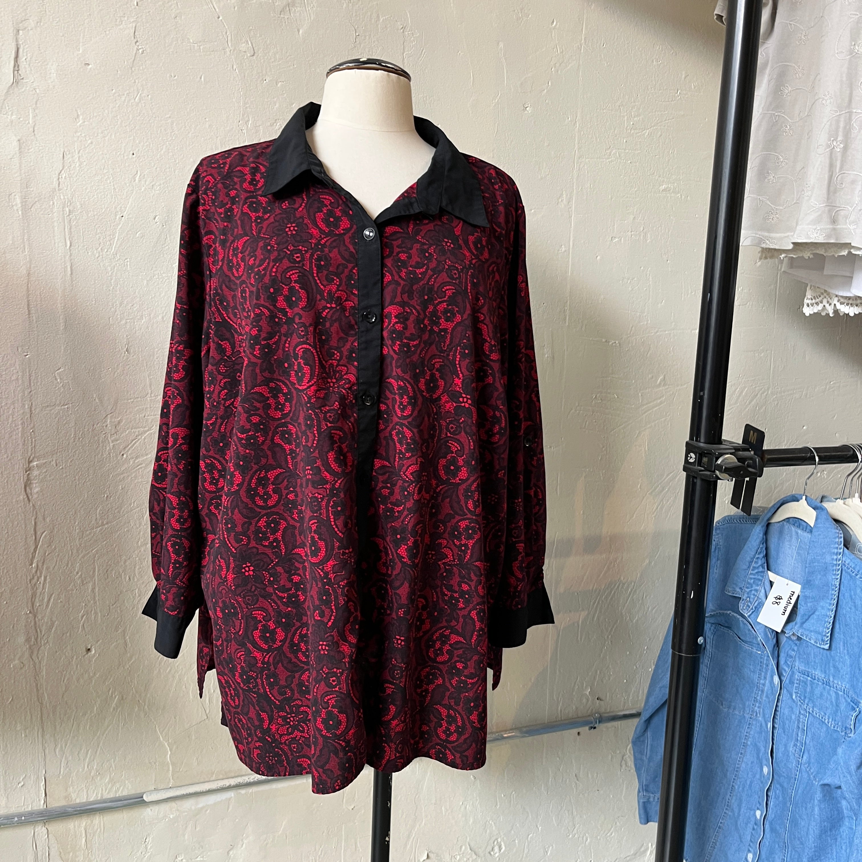 Red & Black Blouse (2X)