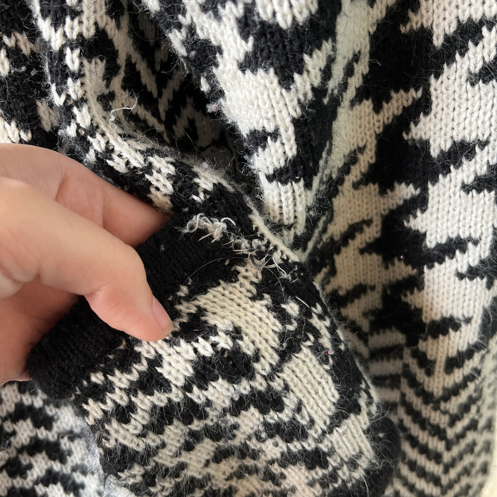 Black & White Cardigan (M)
