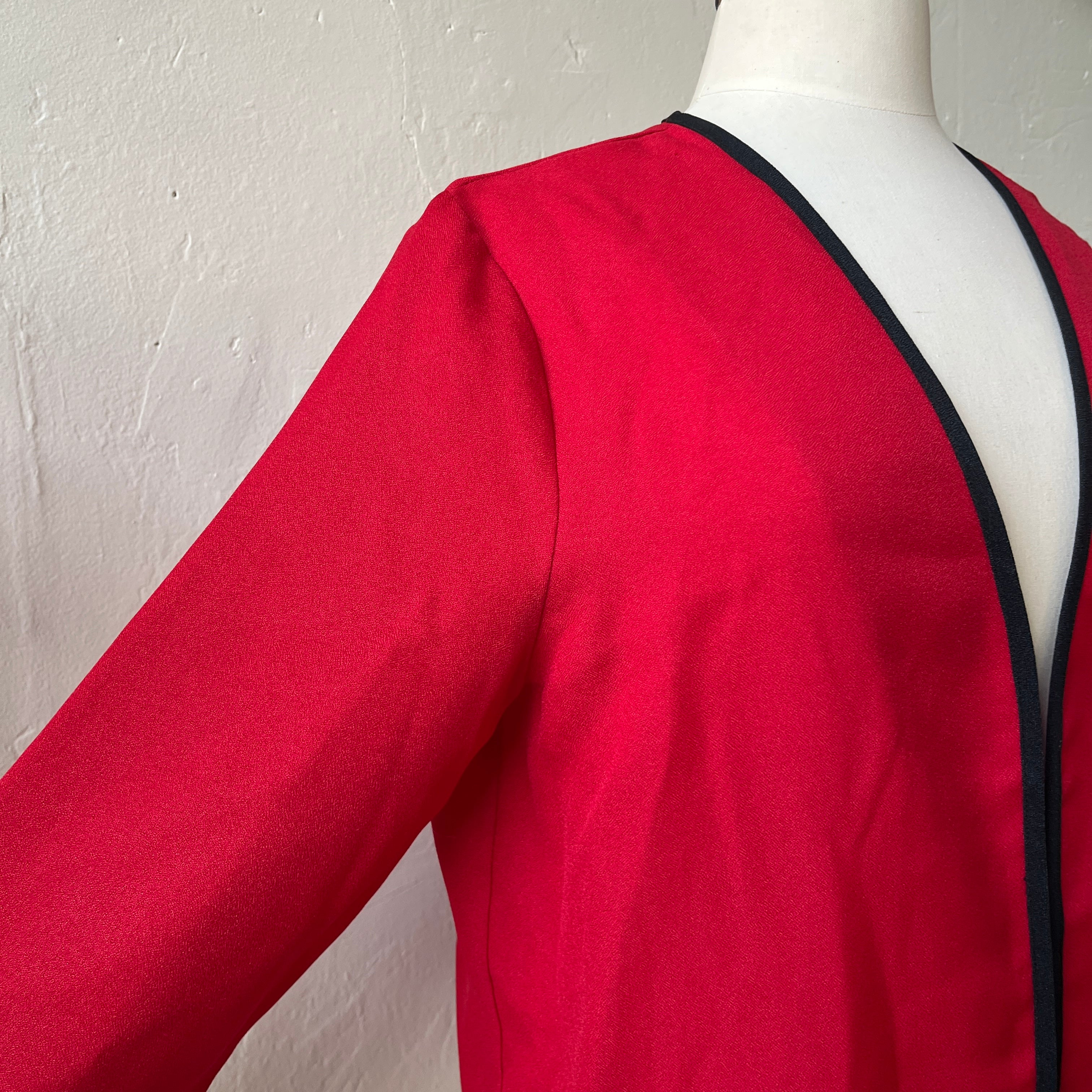 Red Blazer (L)