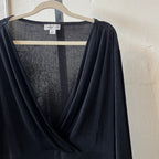 Black V-Neck (XL)