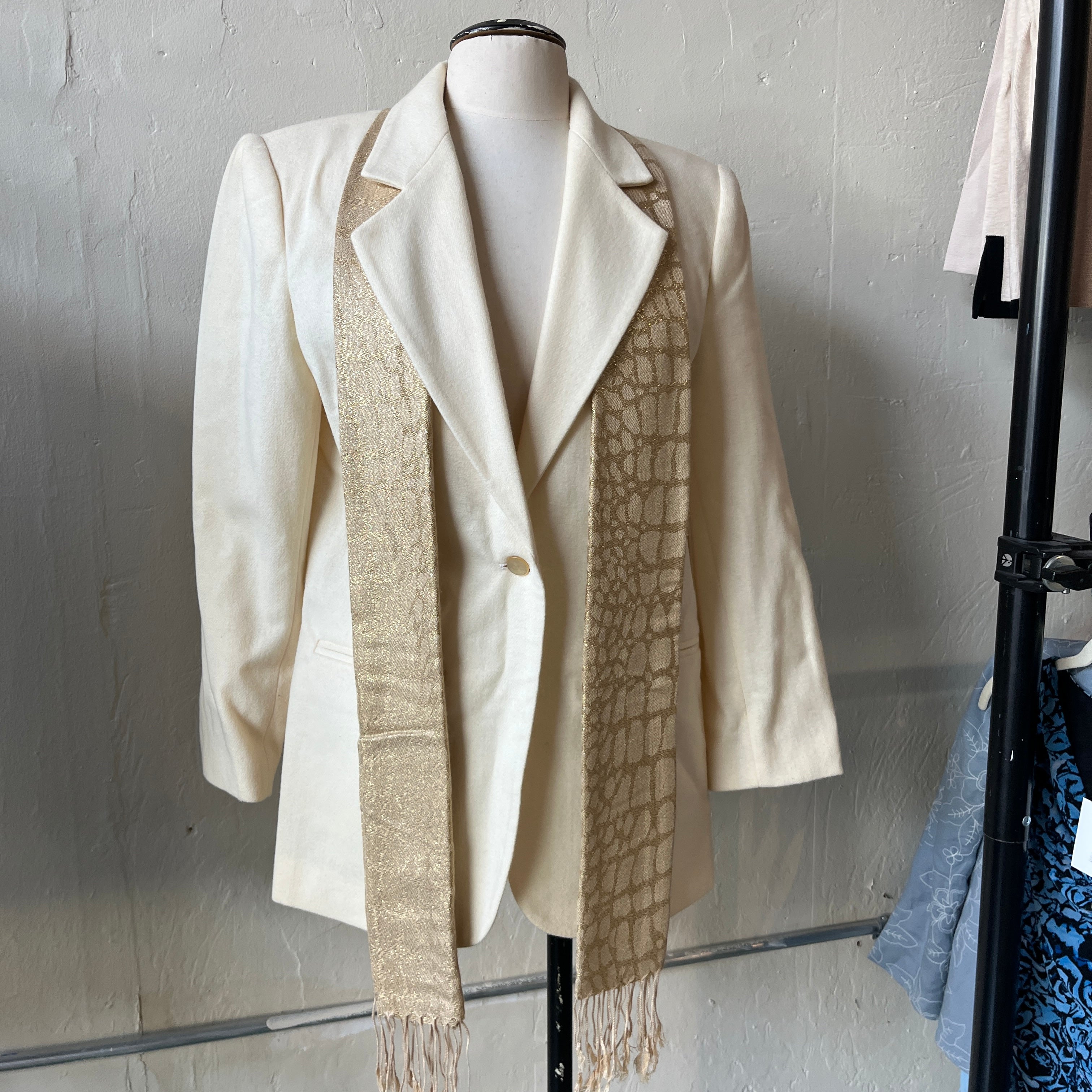 Cream Wool Blazer (4)
