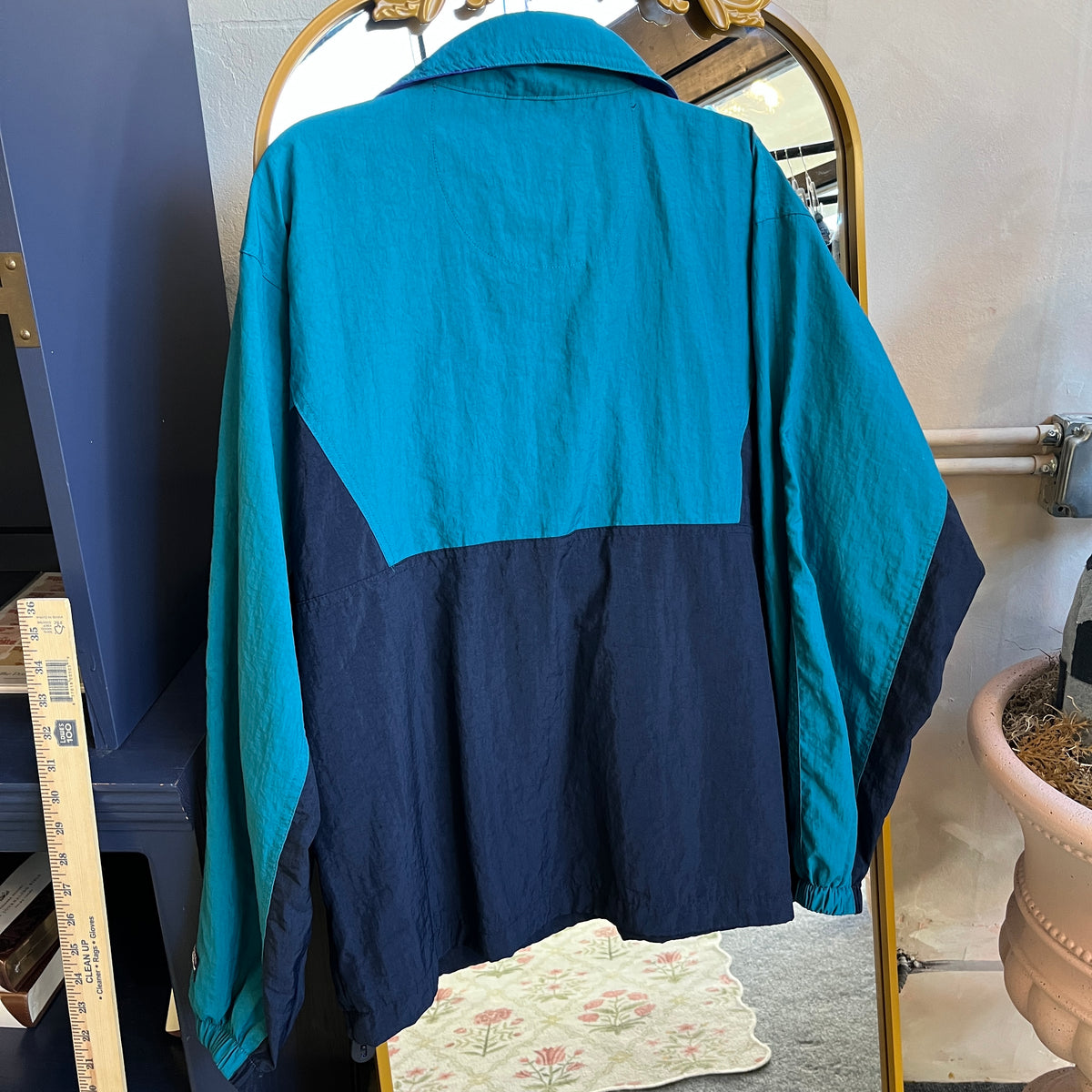 Blue Vintage Windbreaker (M)