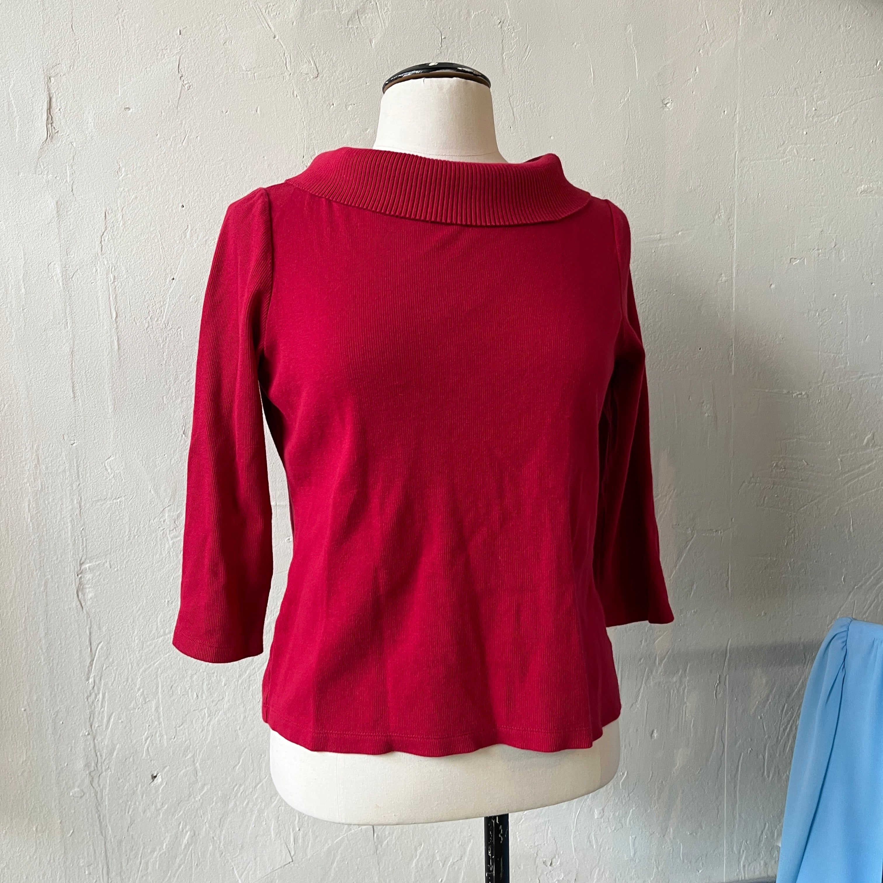Red Sweater (L)