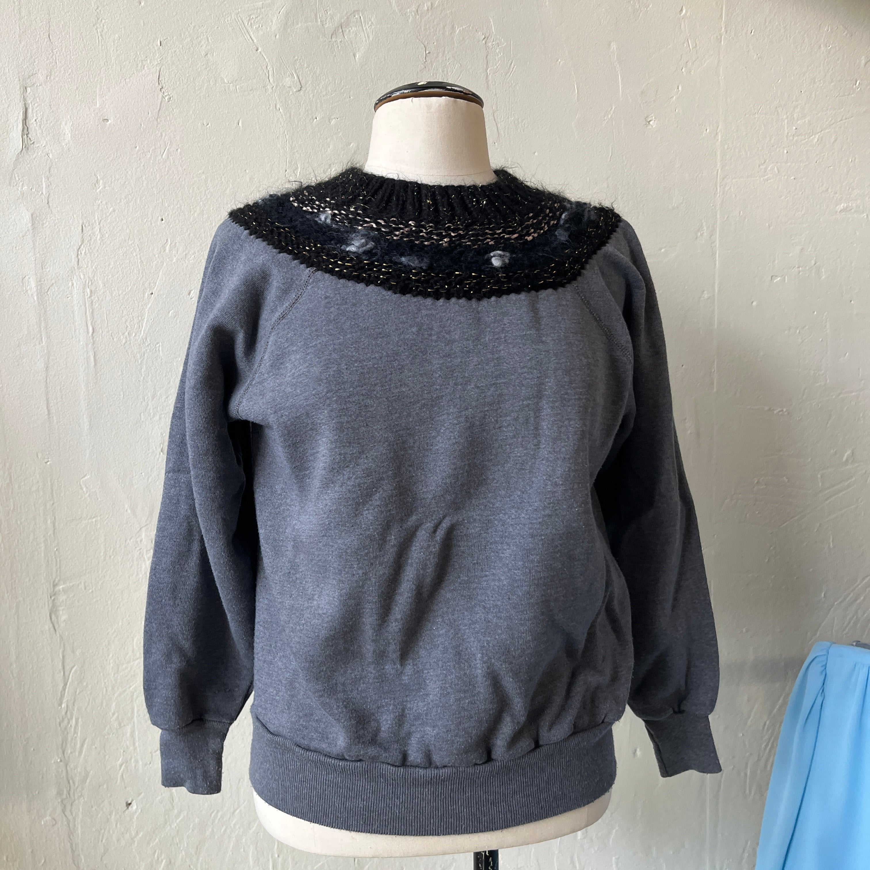 Vintage Sweatshirt (S)
