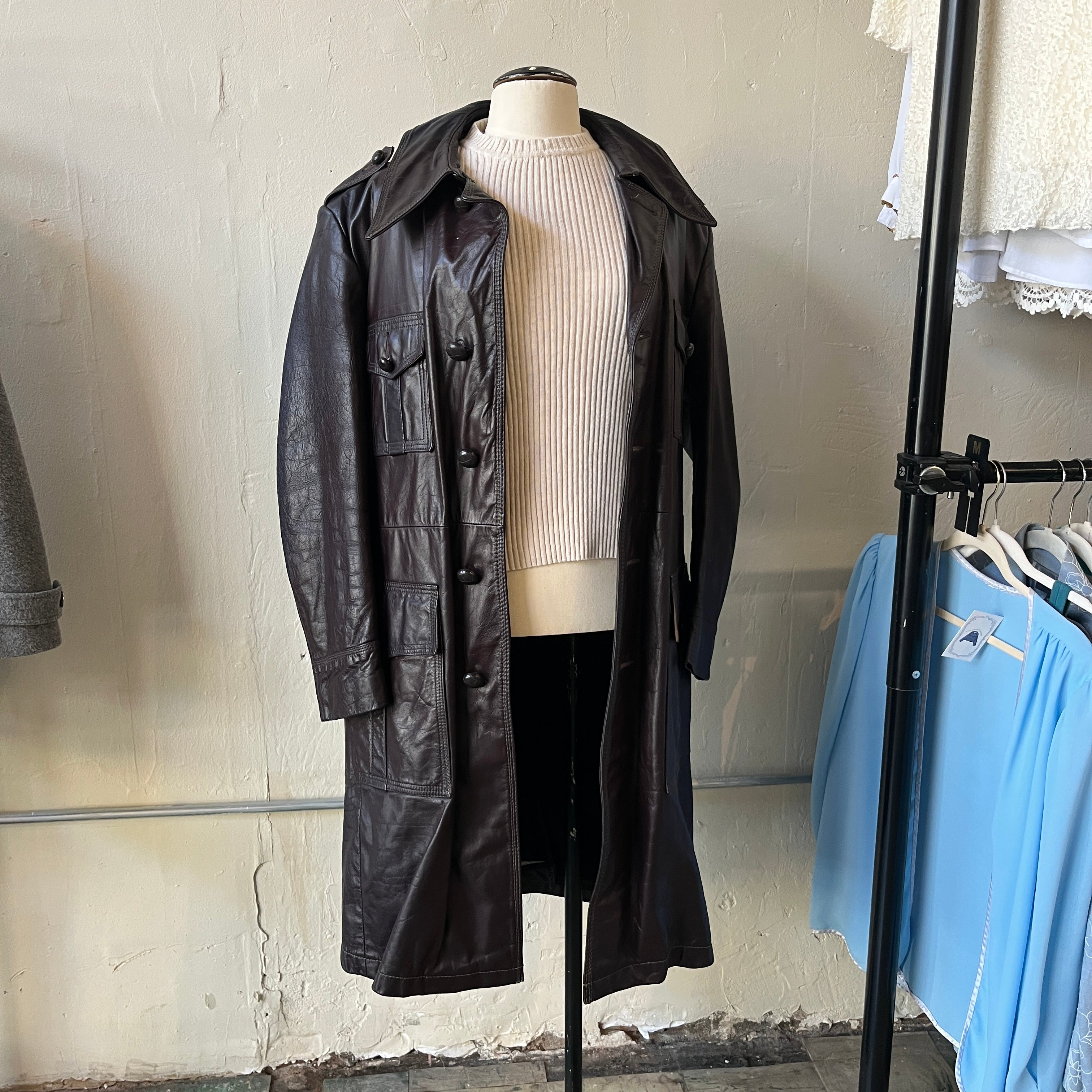 70s Men’s Leather Trench Coat (42)