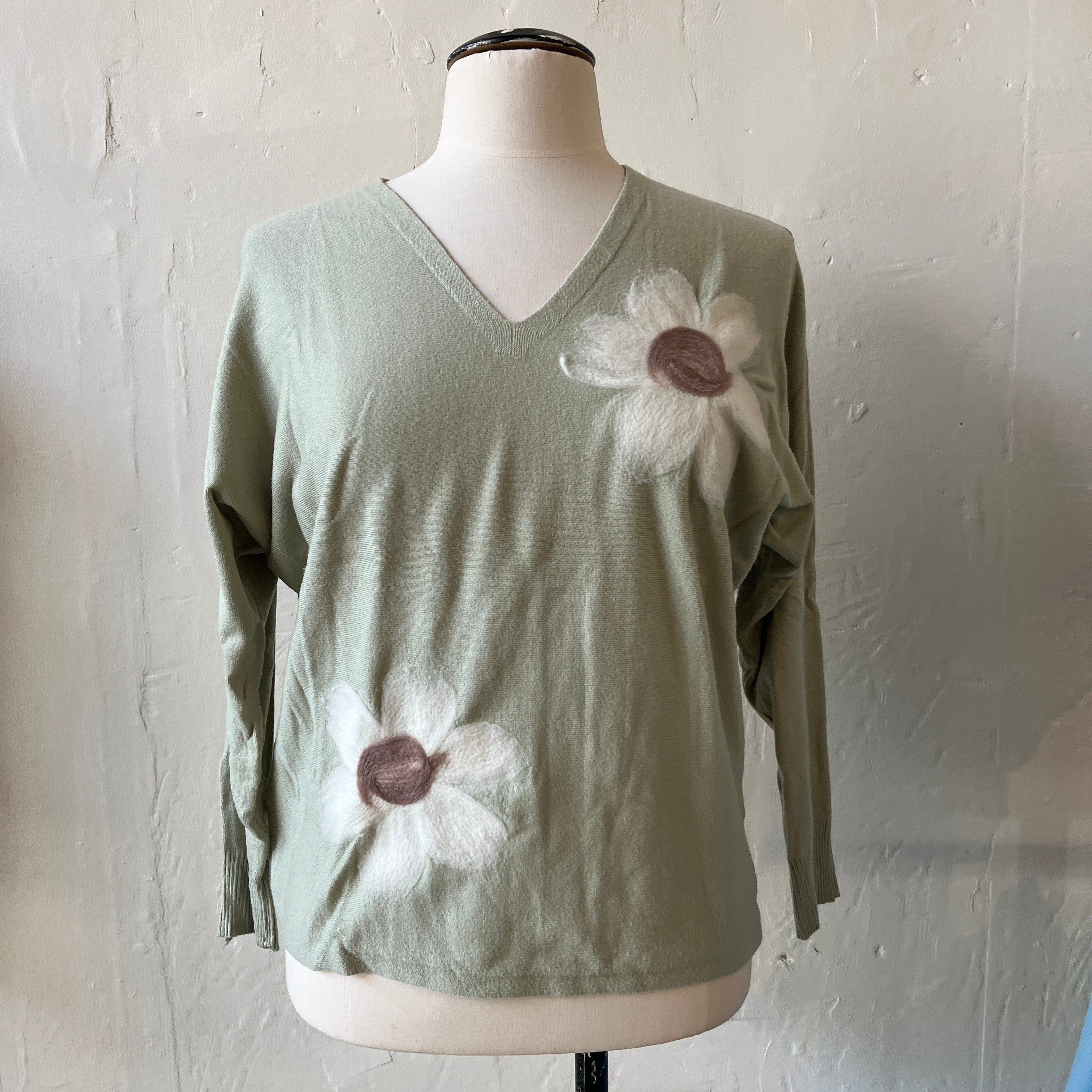 Green Floral Sweater (M)