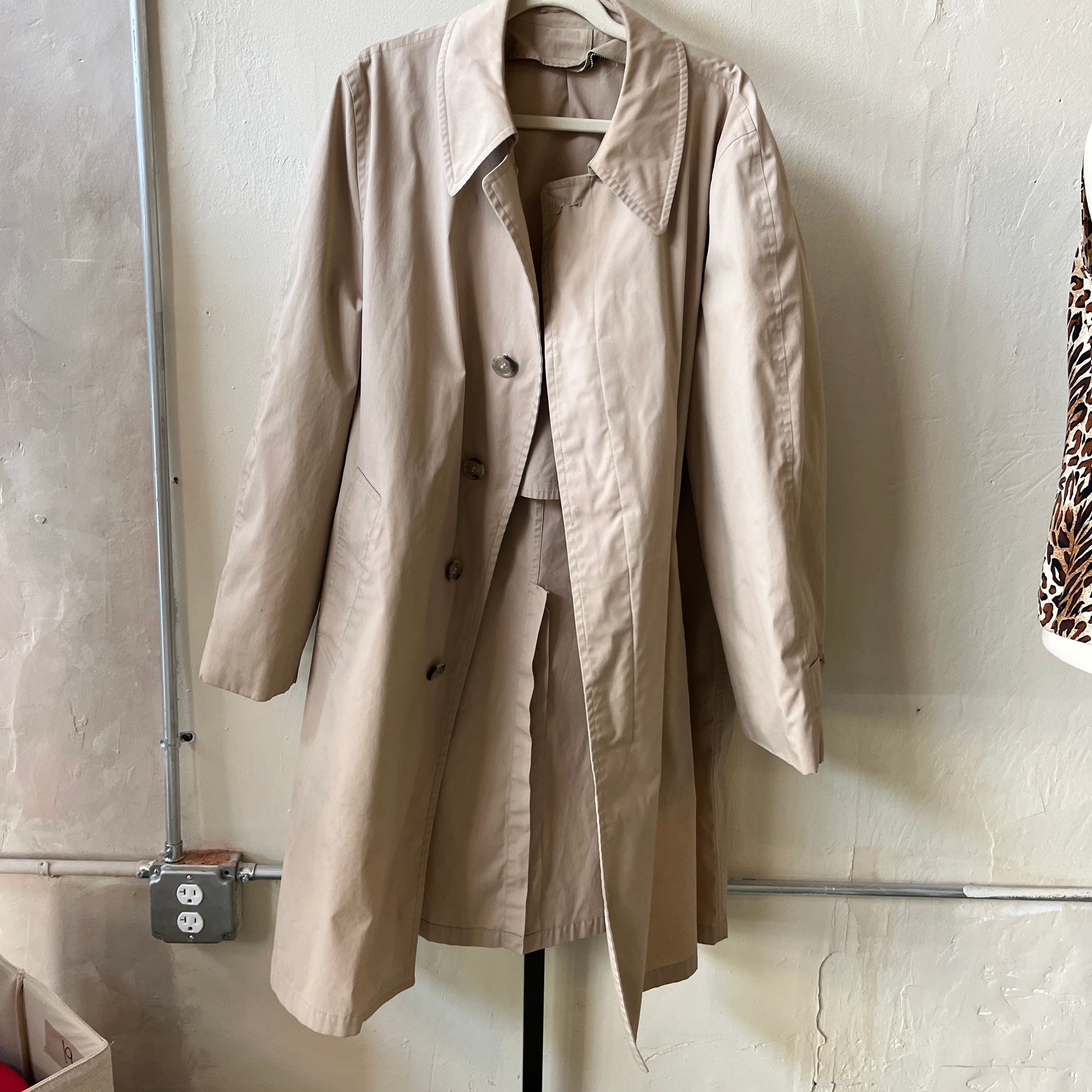 Trench Coat (L)