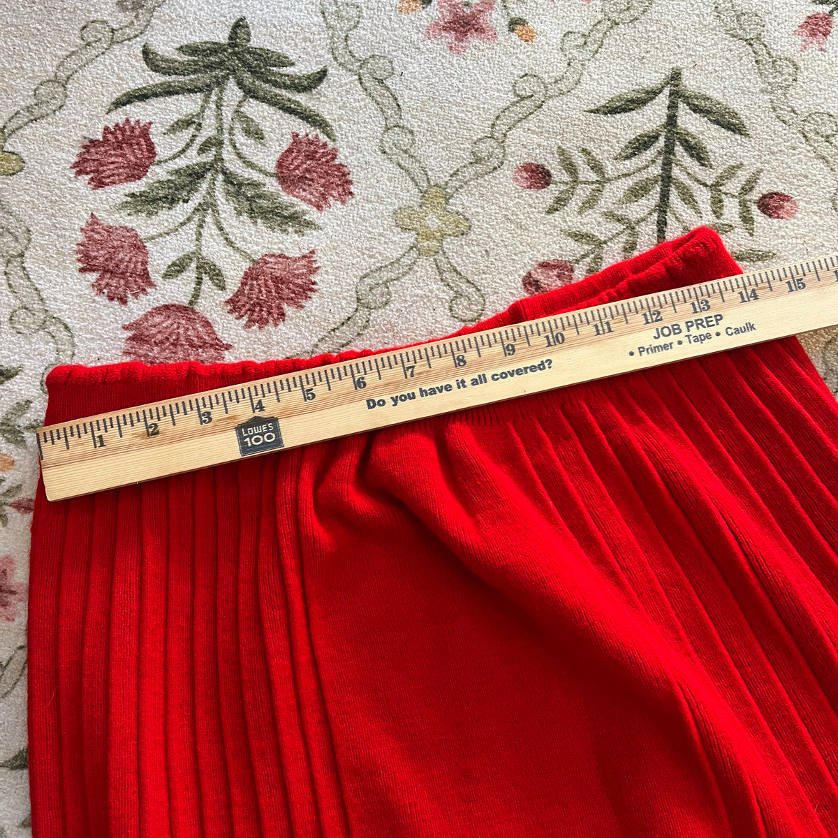 Red Knit Skirt (M)