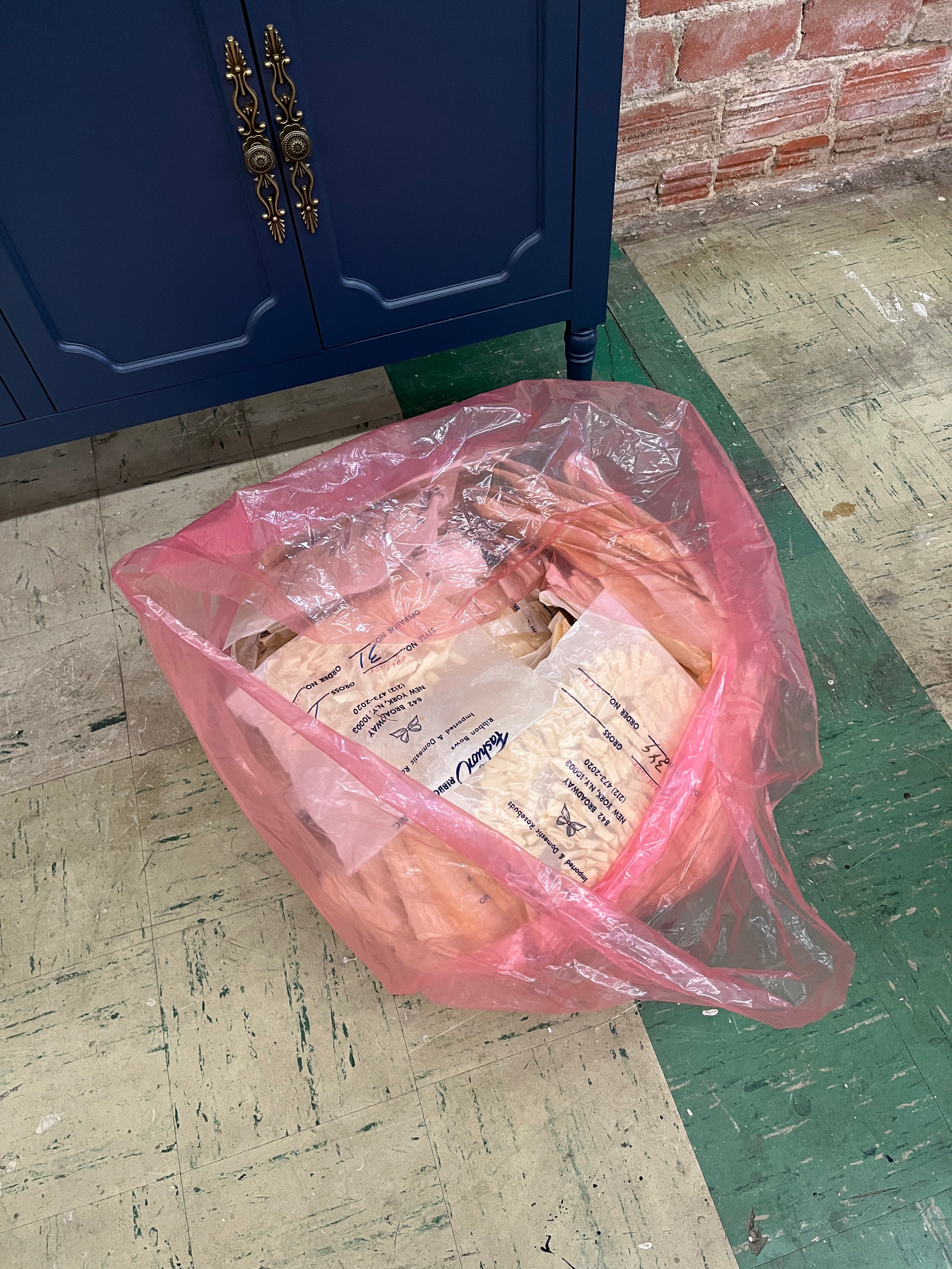 1 Large Bag of Vintage Bows
