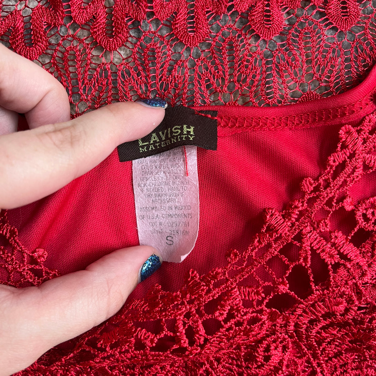 Lace Red Shawl (S)