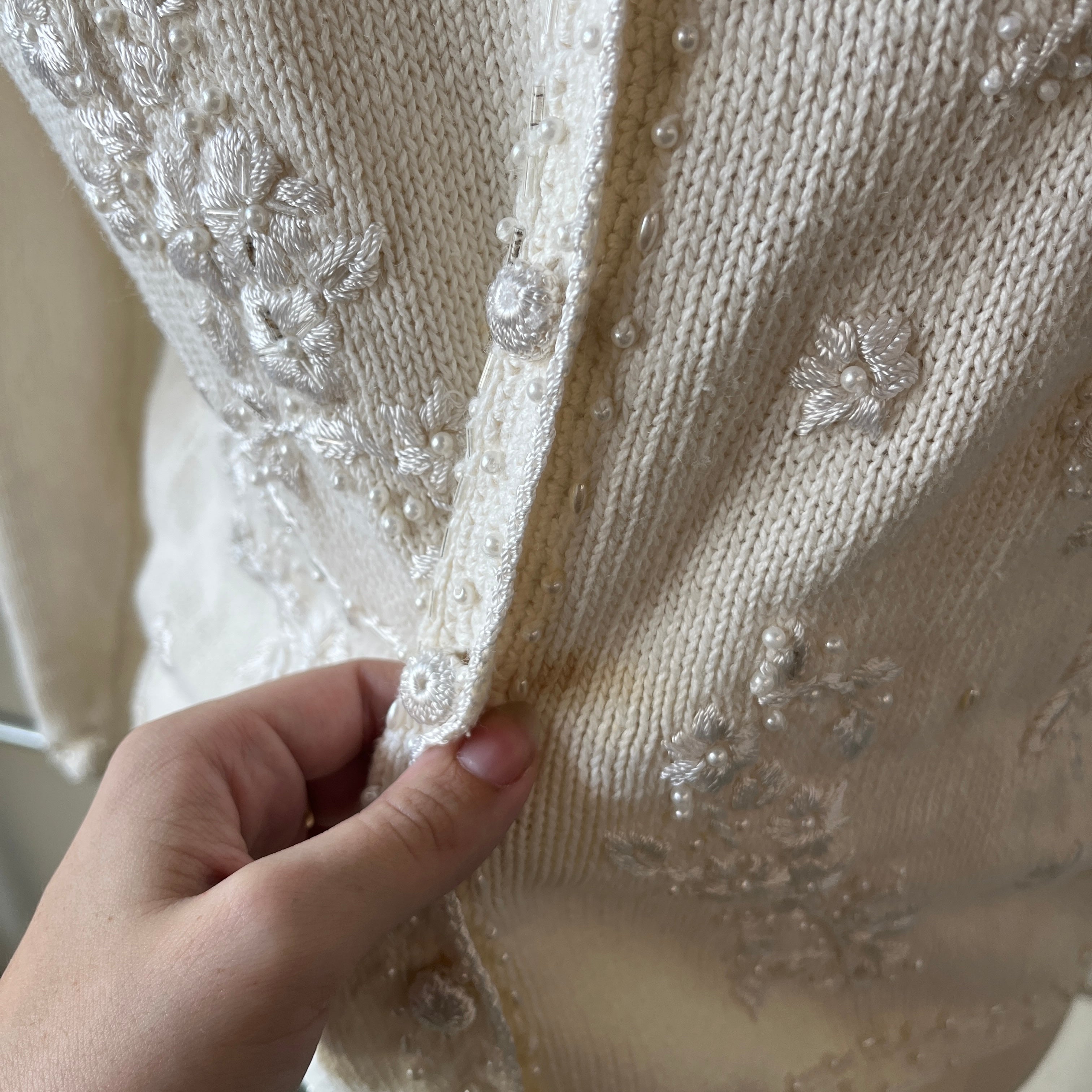 2000 Cream Cardigan (M)