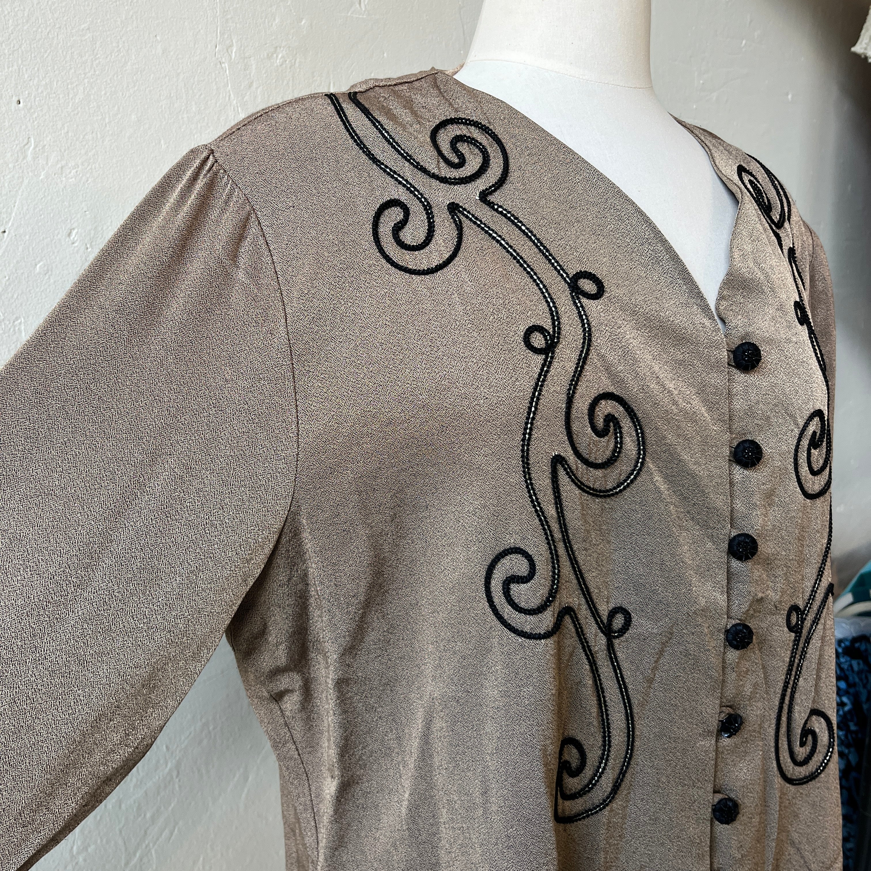 Embroidered Blouse (20)