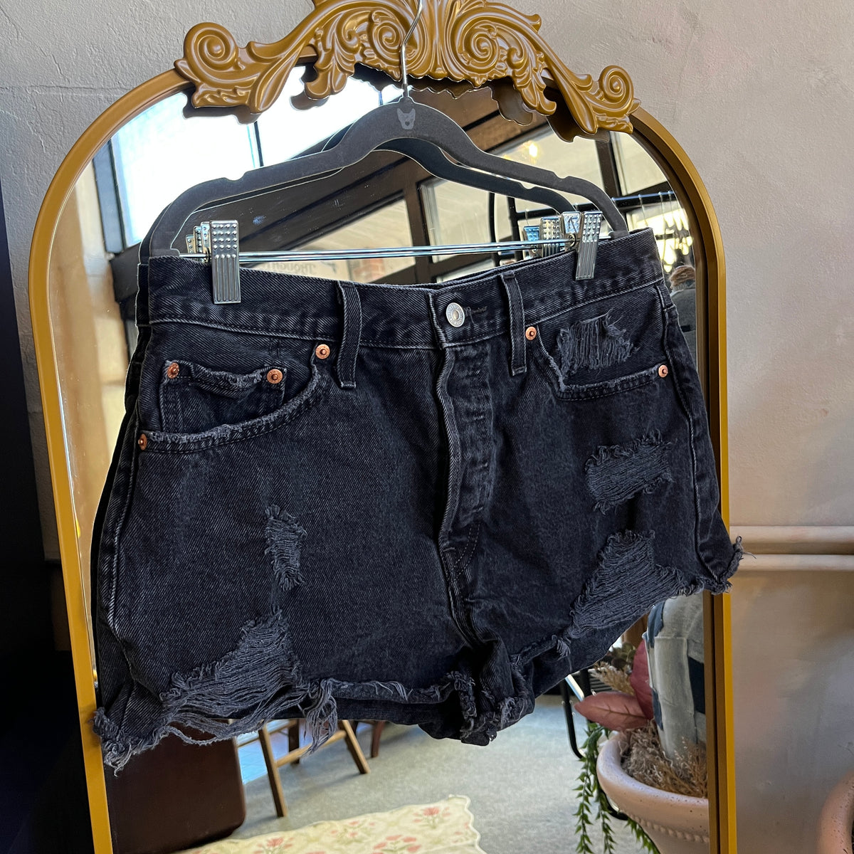 Levi’s 501 Shorts (29” waist)