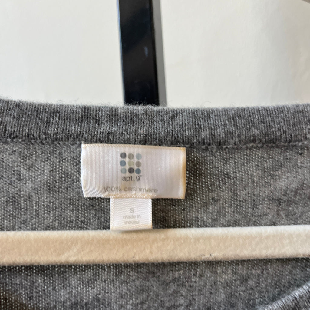 Cashmere Sweater (S)