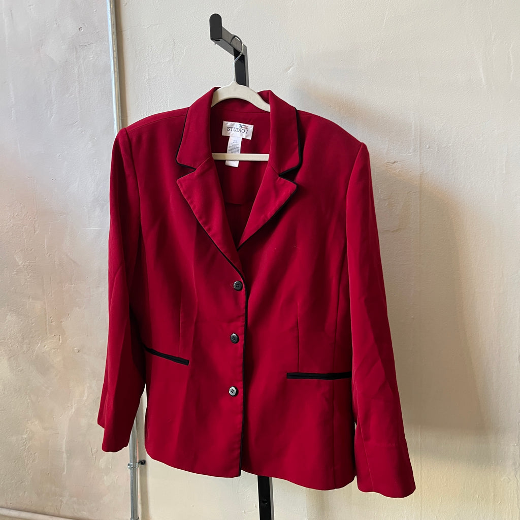 Red Blazer (14)