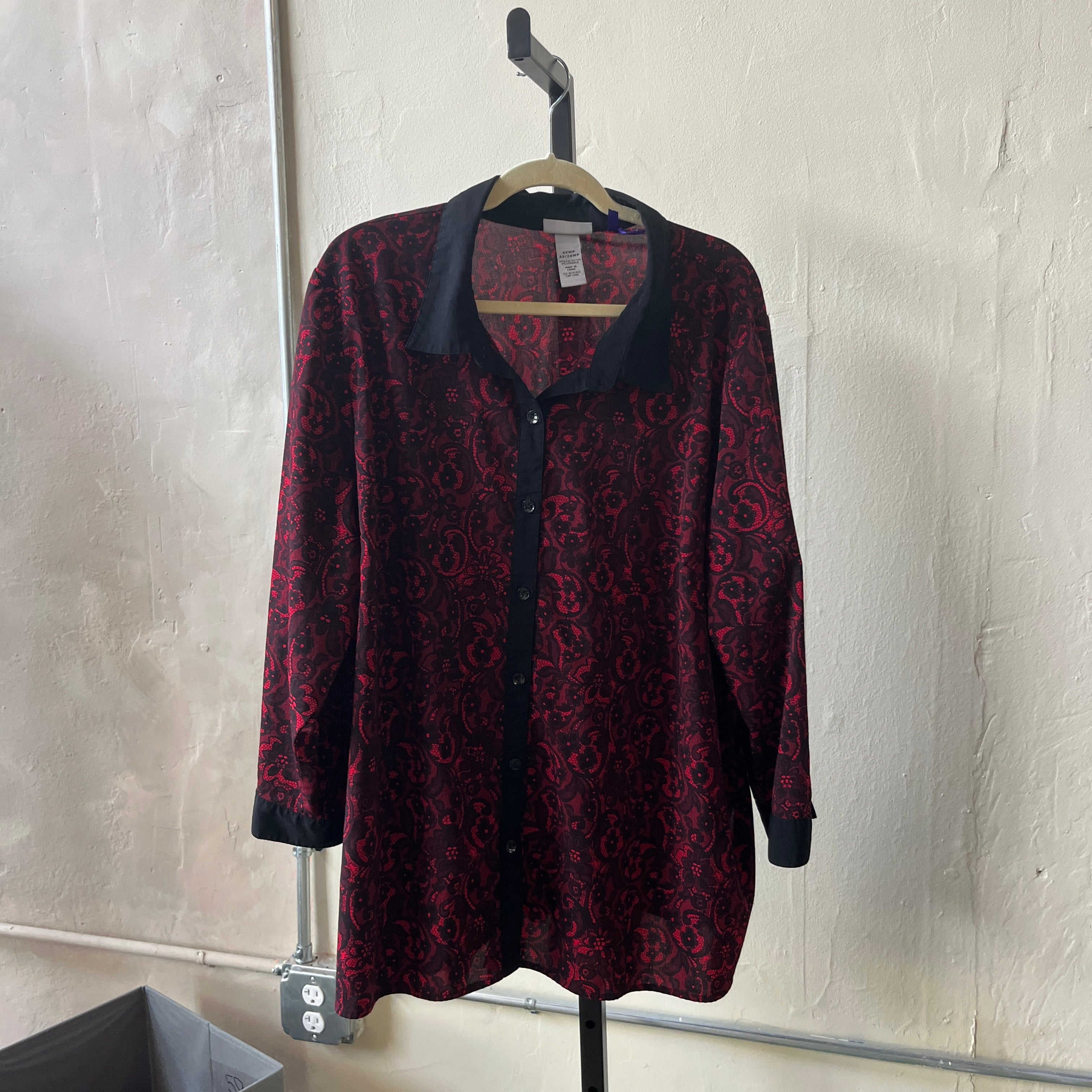 Red & Black Blouse (2X)