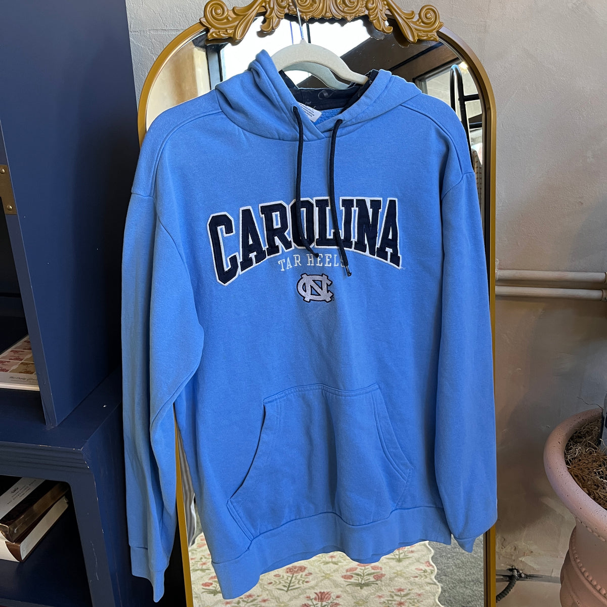 Carolina Tar Heels Hoodie (M)