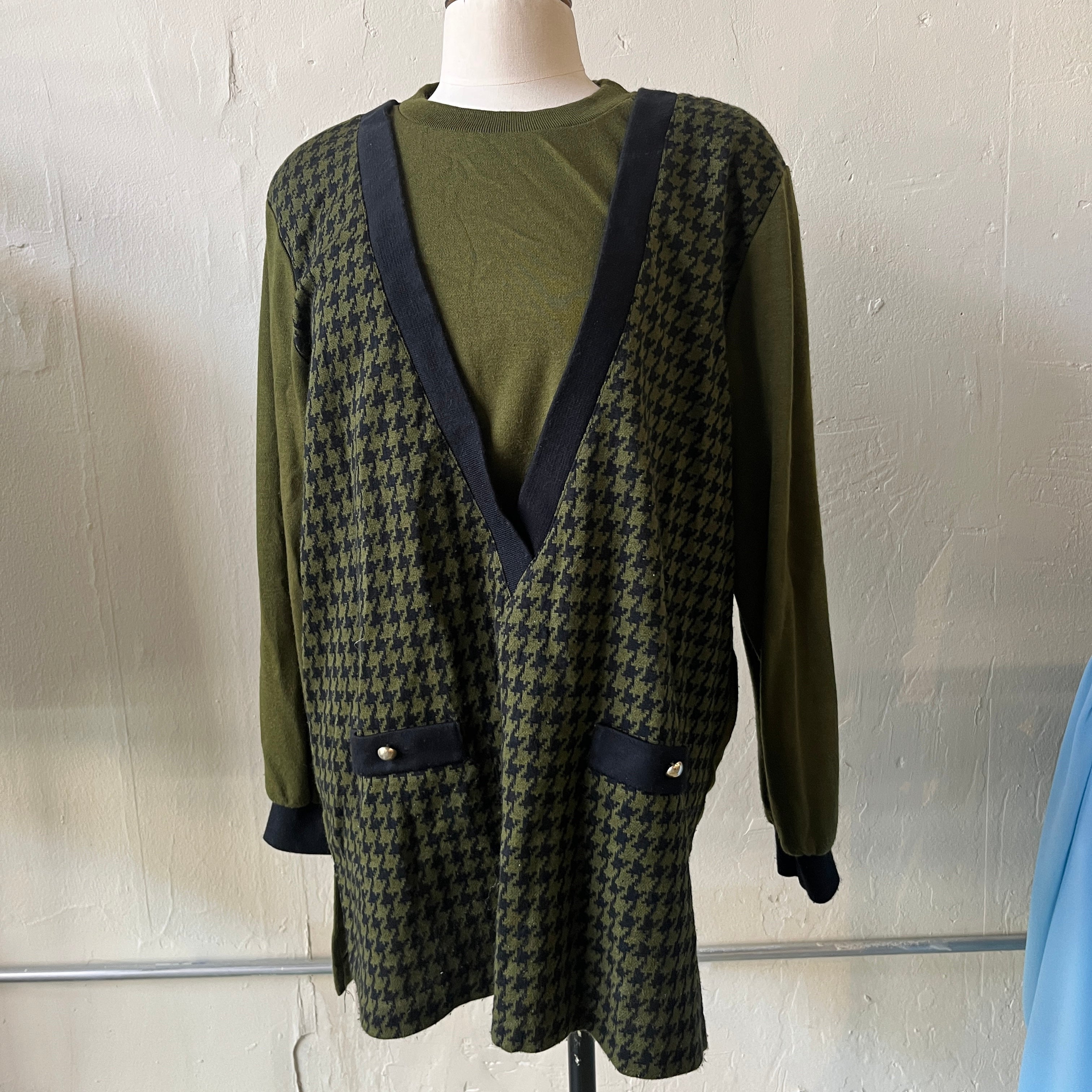 Green Sweater (18W)